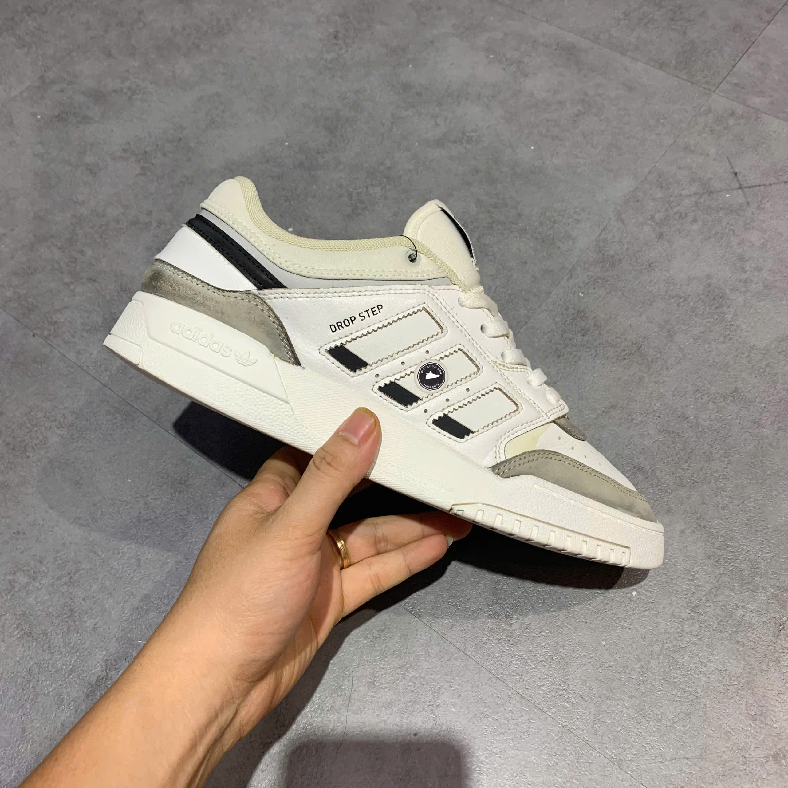 ADIDAS DROP STEP 'WHITE GREY' GV9294 SIZE 42 GIÀY 2HAND CHÍNH HÃNG
