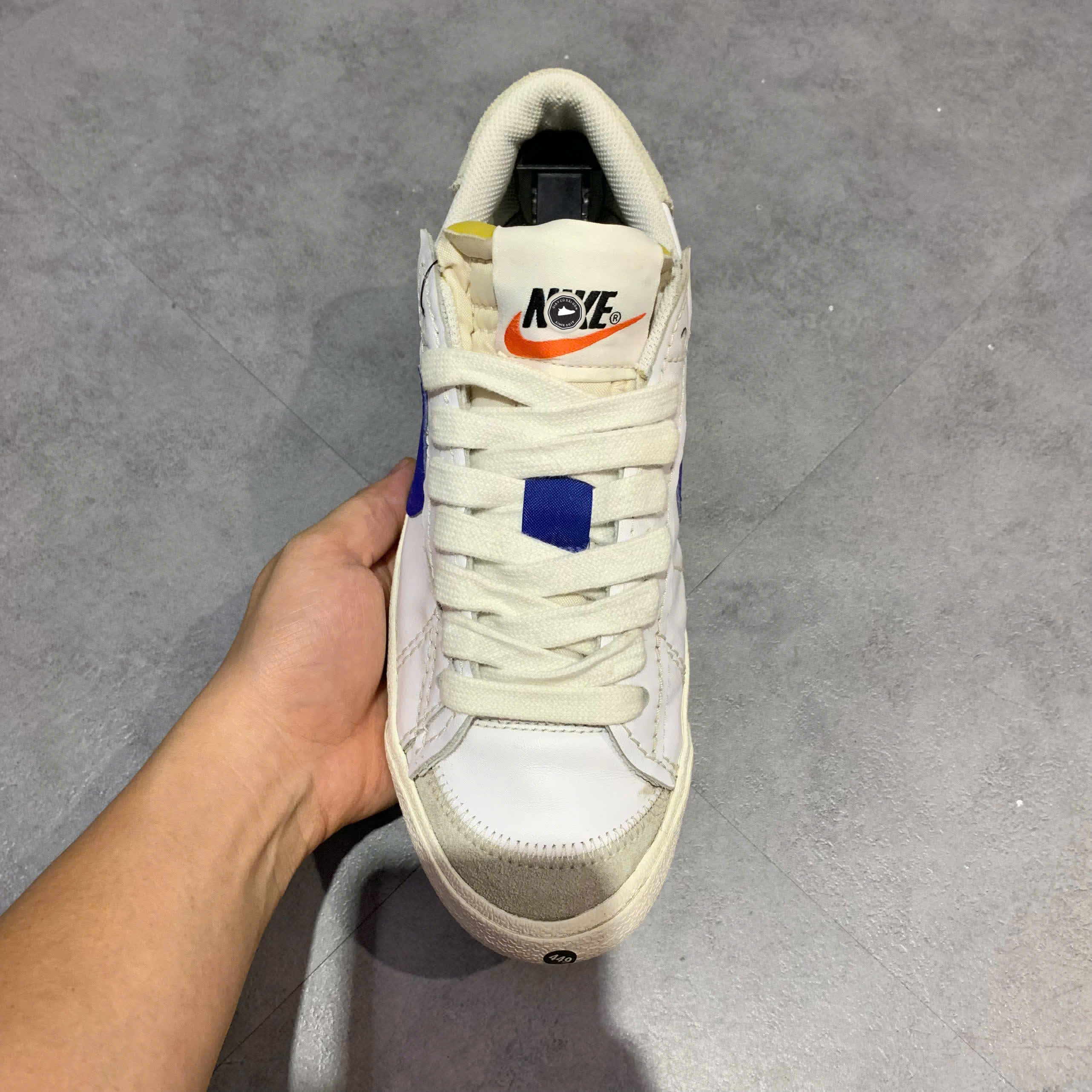 NIKE BLAZER LOW '77 JUMBO 'WHITE OLD ROYAL' DQ8768-100 SIZE 42 GIÀY 2HAND CHÍNH HÃNG