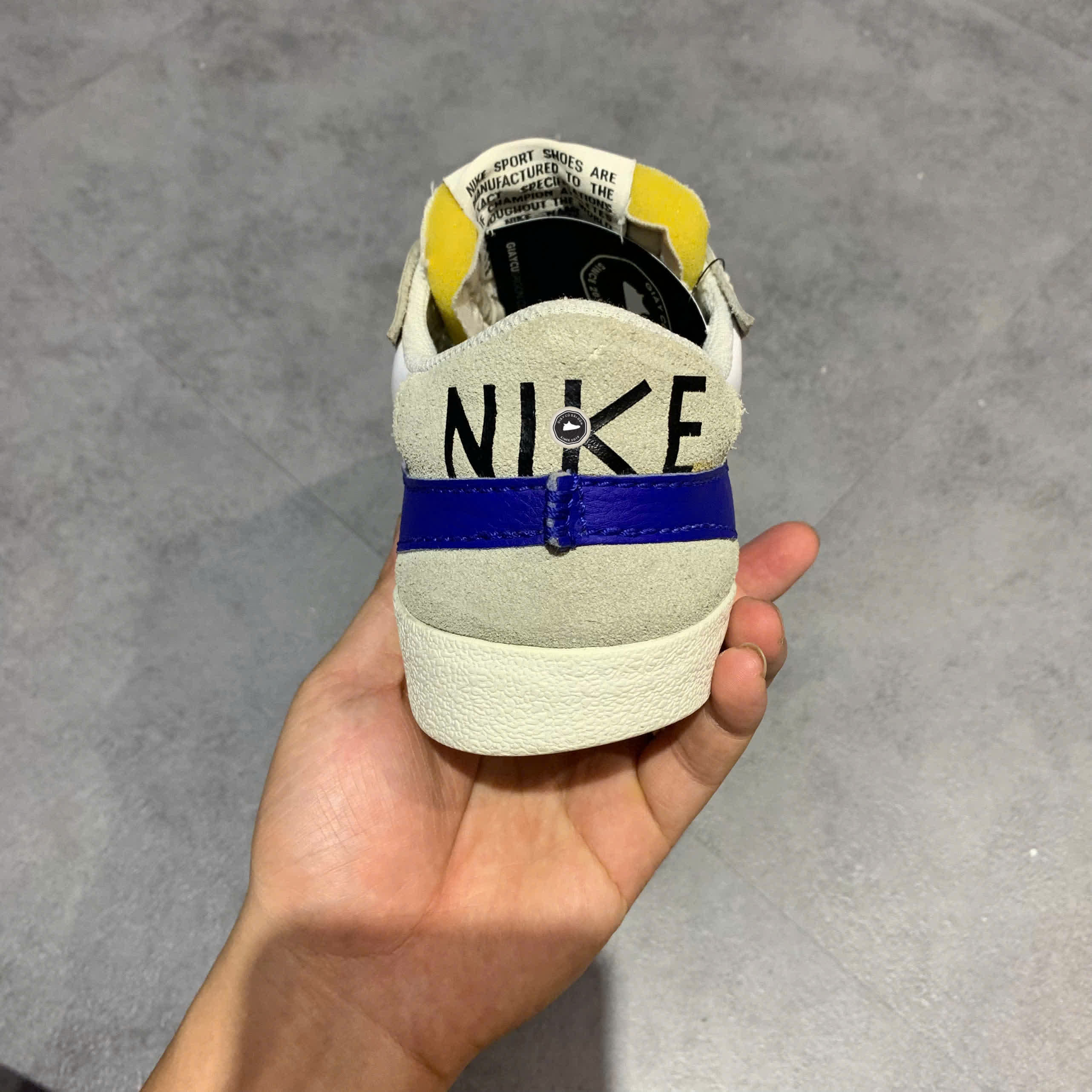 NIKE BLAZER LOW '77 JUMBO 'WHITE OLD ROYAL' DQ8768-100 SIZE 42 GIÀY 2HAND CHÍNH HÃNG
