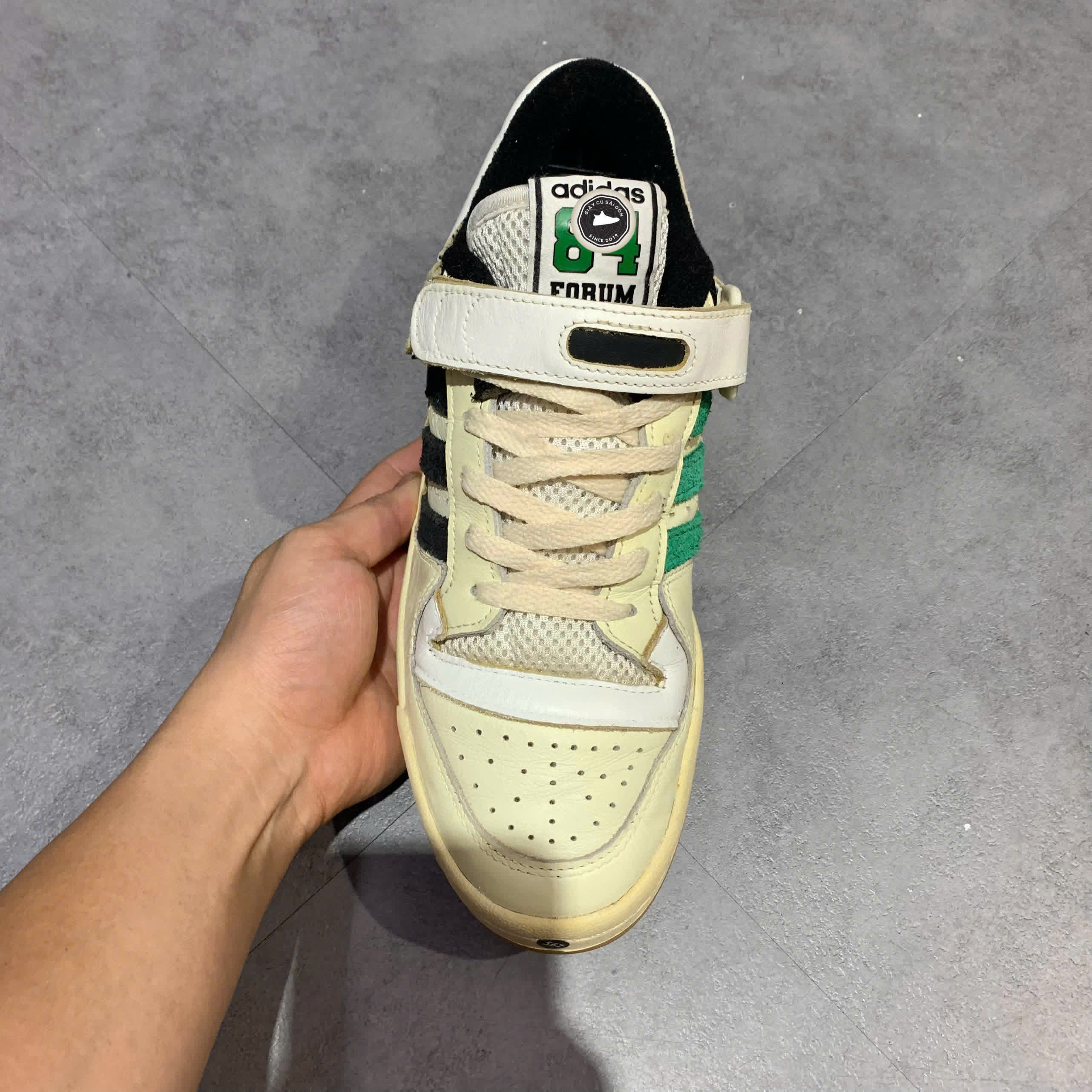 ADIDAS FORUM 84 LOW 'CELTICS' GX9058 SIZE 42 GIÀY 2HAND