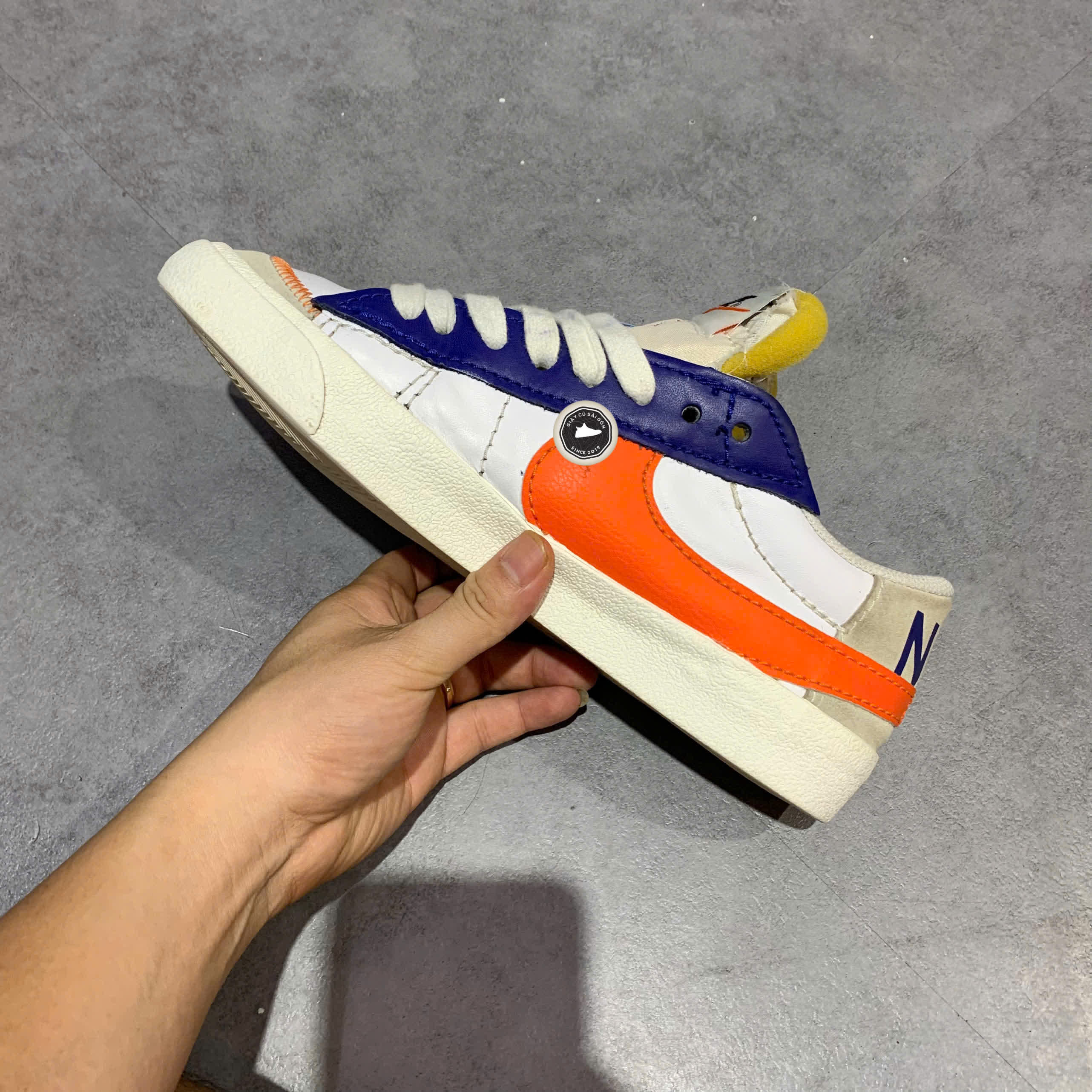 NIKE BLAZER LOW '77 JUMBO – DV9122-181 SIZE 43 GIÀY 2HAND CHÍNH HÃNG