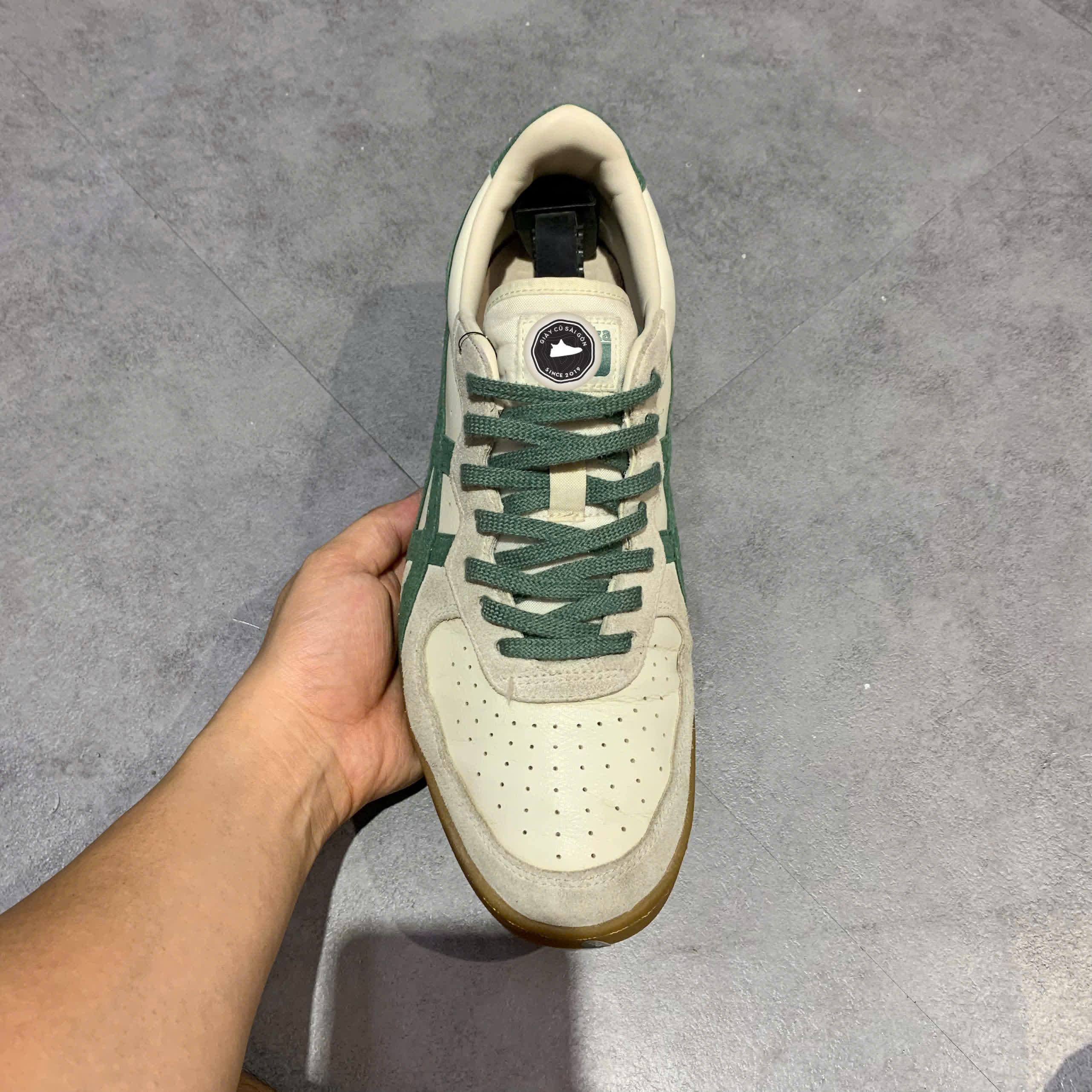 ONITSUKA TIGER GSM WHITE PEACOAT – 1183A353 SIZE 44 GIÀY 2HAND CHÍNH HÃNG
