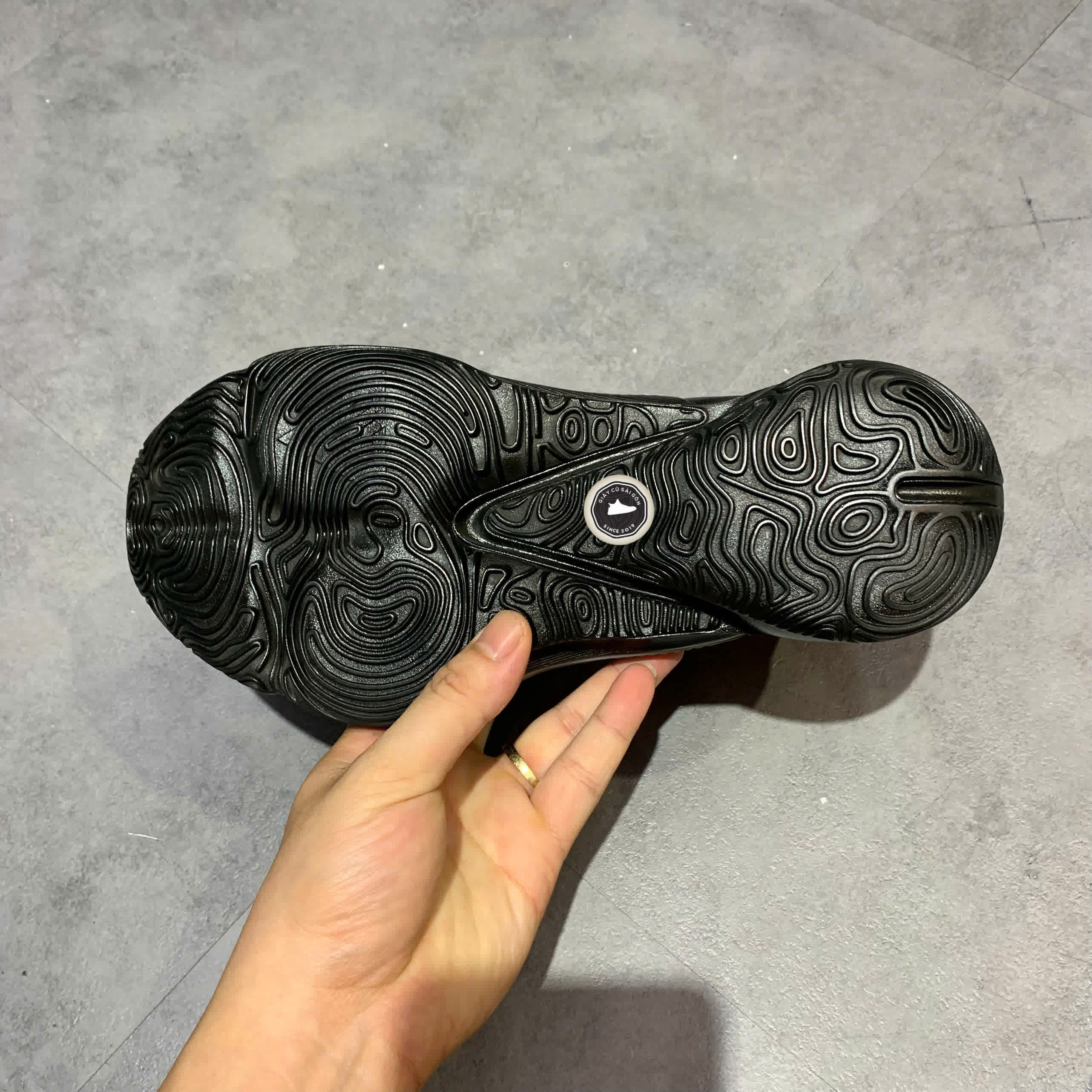NIKE ZOOM FREAK 3 EP 'BLACK METALLIC SILVER' DA0695-002 SIZE 40 GIÀY 2HAND