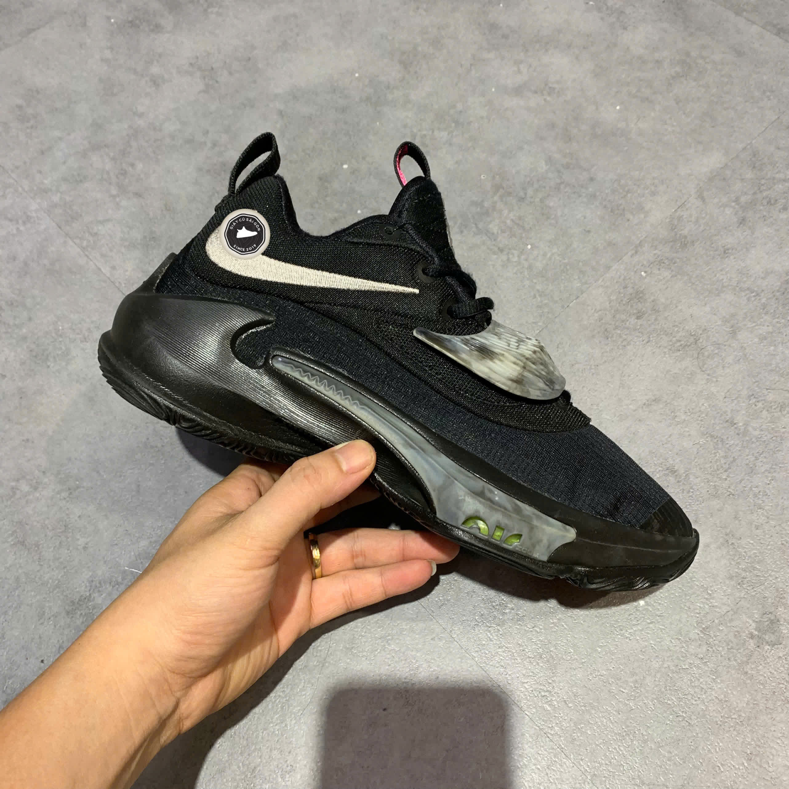 NIKE ZOOM FREAK 3 EP 'BLACK METALLIC SILVER' DA0695-002 SIZE 40 GIÀY 2HAND