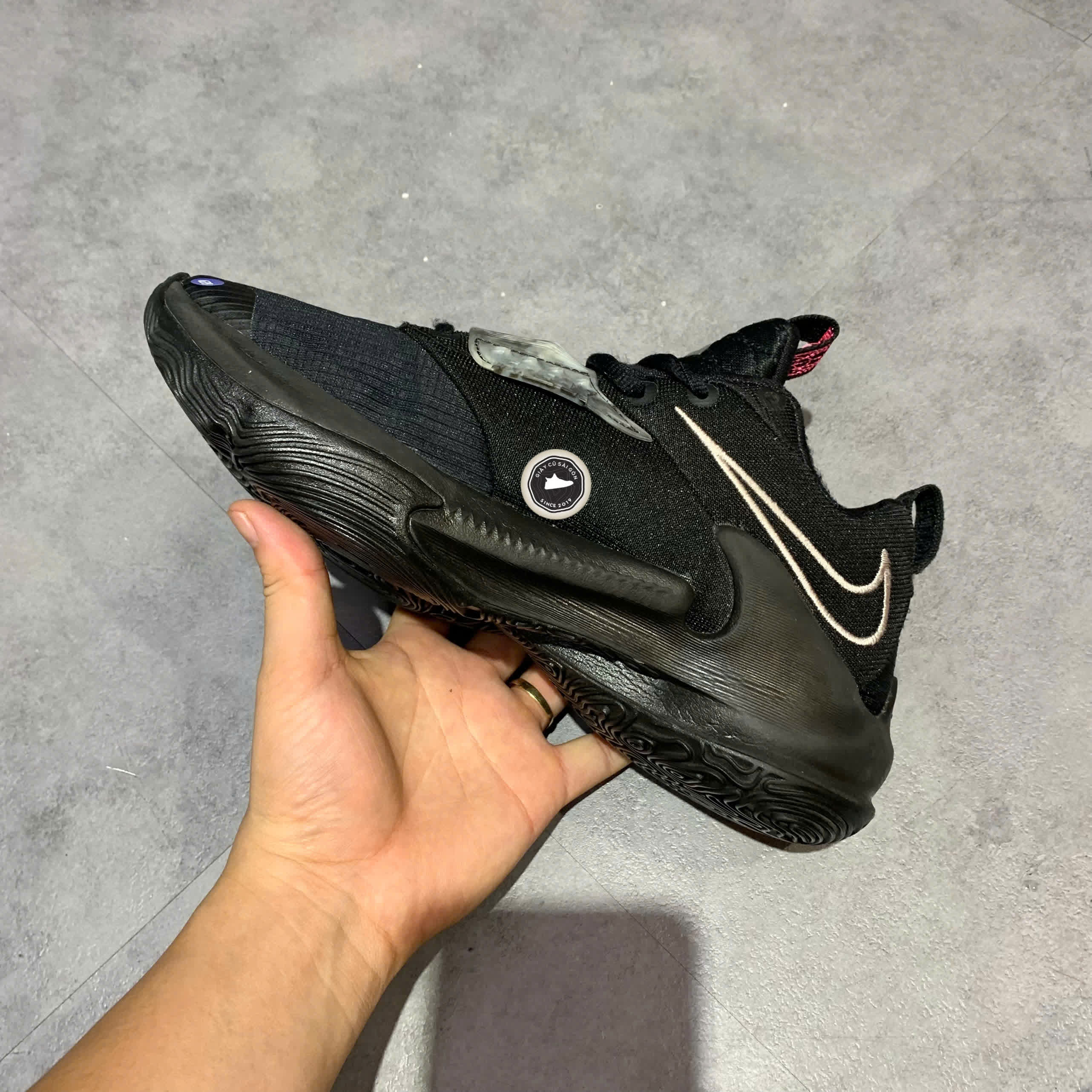 NIKE ZOOM FREAK 3 EP 'BLACK METALLIC SILVER' DA0695-002 SIZE 40 GIÀY 2HAND