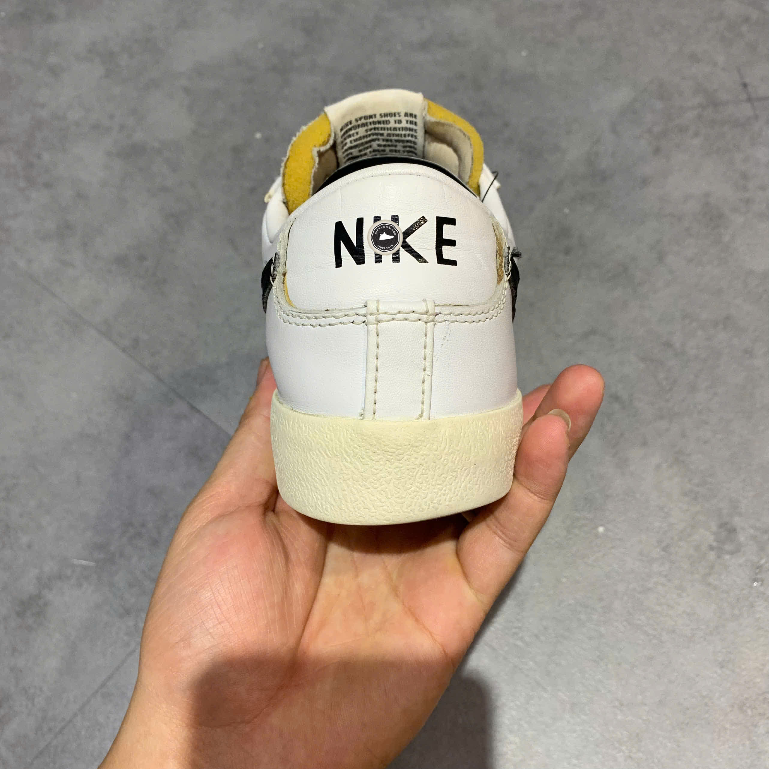 NIKE BLAZER LOW '77 VINTAGE DA6364-101 SIZE 40 – GIÀY 2HAND