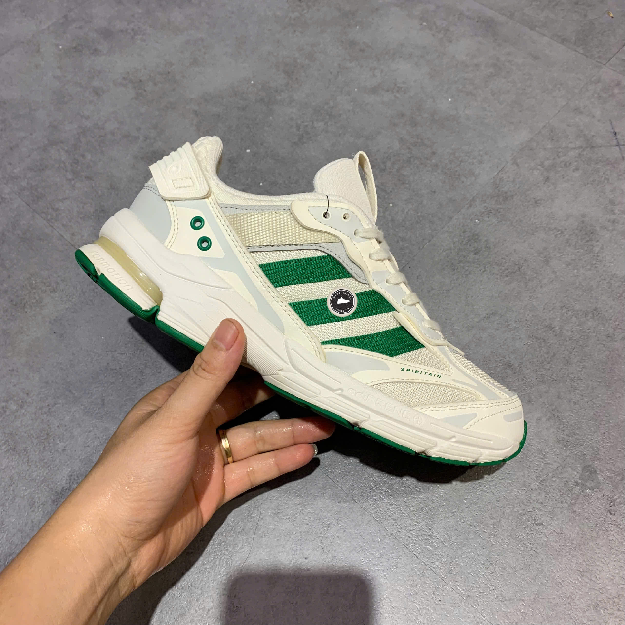 ADIDAS SPIRITAIN 2000 GZ9582 SIZE 40 2/3 – GIÀY 2HAND