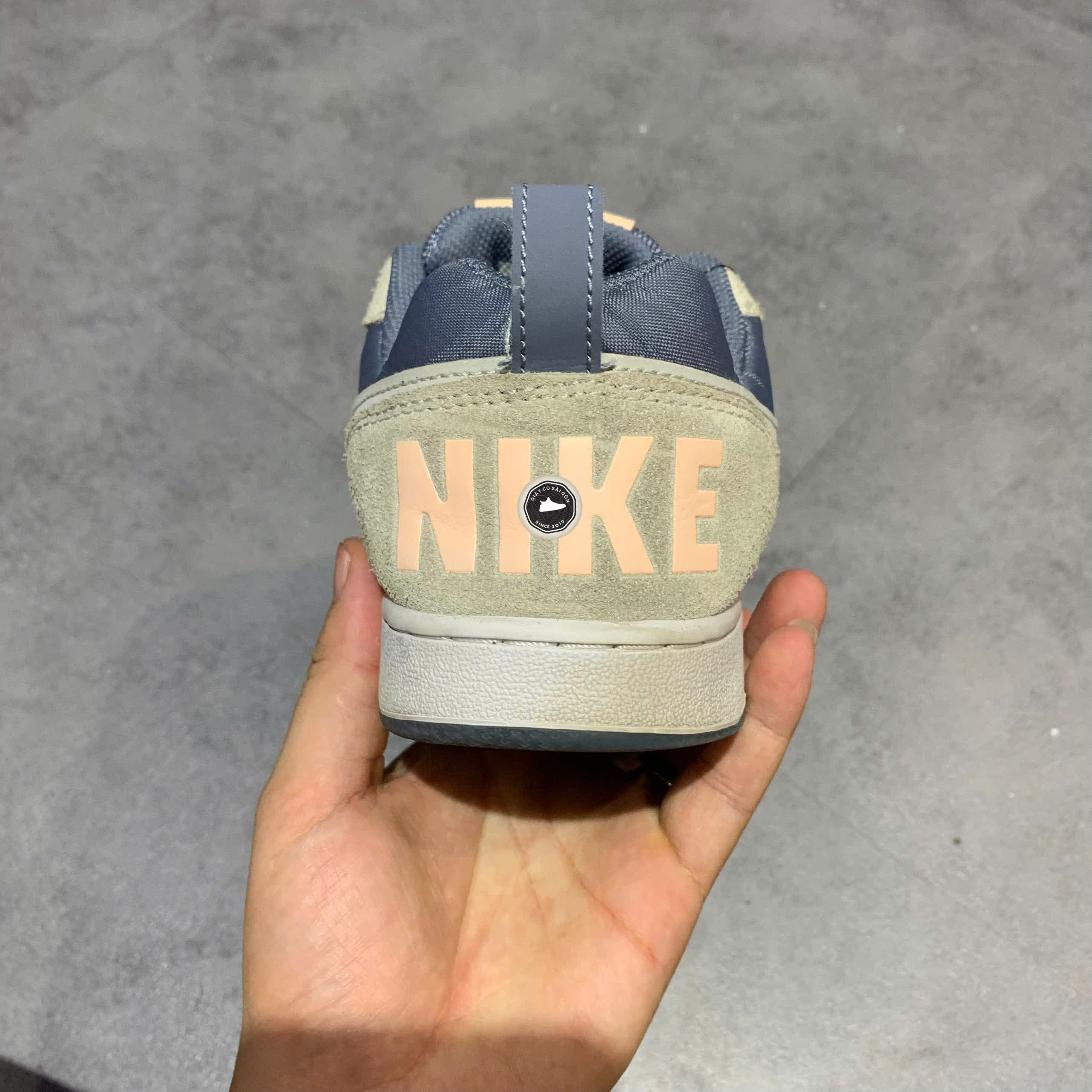 NIKE COURT BOROUGH LOW PREMIUM 'ARMORY BLUE' 861533-400 SIZE 40.5 GIÀY 2HAND