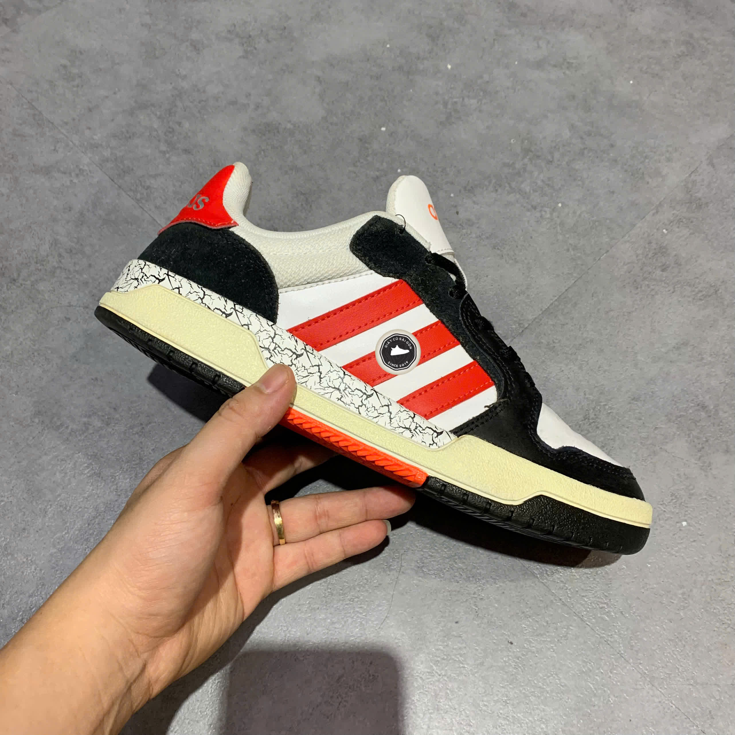 ADIDAS NEO ENTRAP 'WHITE VIVID RED' FZ1117 SIZE 40 2/3 GIÀY 2HAND CHÍNH HÃNG