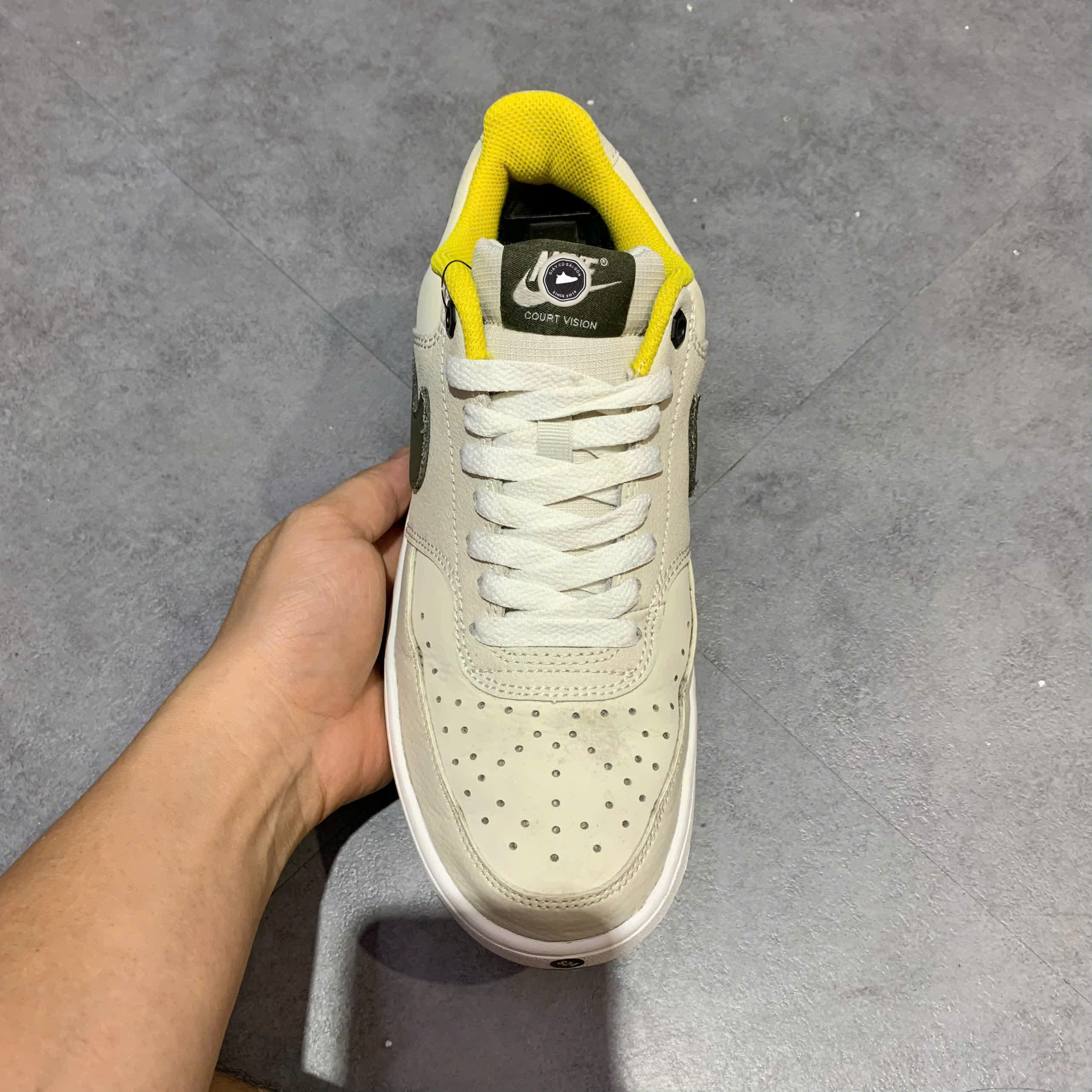 NIKE COURT VISION LOW 'WHITE CARGO KHAKI' FV3630-131 SIZE 40 – GIÀY 2HAND