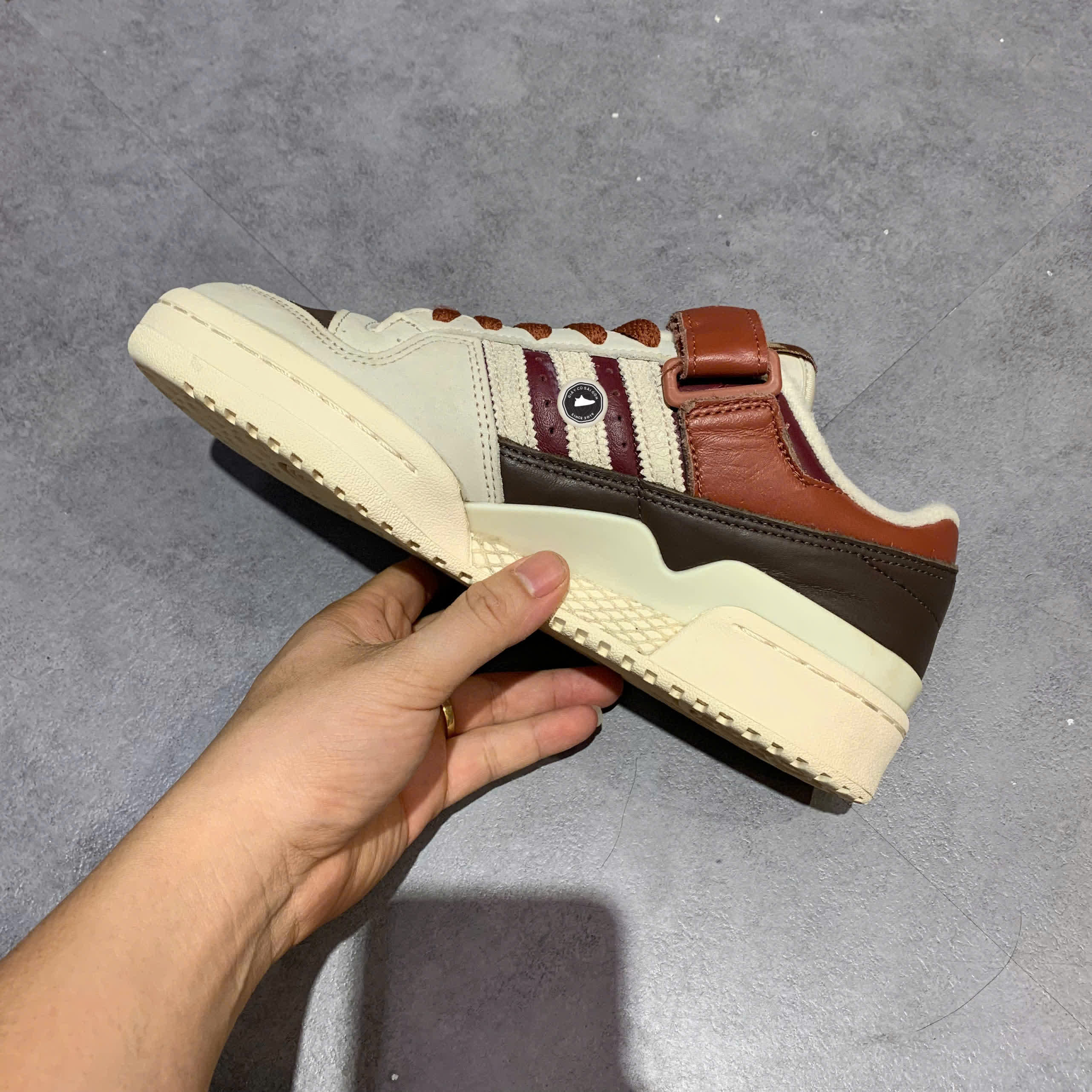 ADIDAS ORIGINALS FORUM 84 LOW CANYON RUST 'WHITE DARK BROWN' GX4539 SIZE 40 GIÀY 2HAND CHÍNH HÃNG