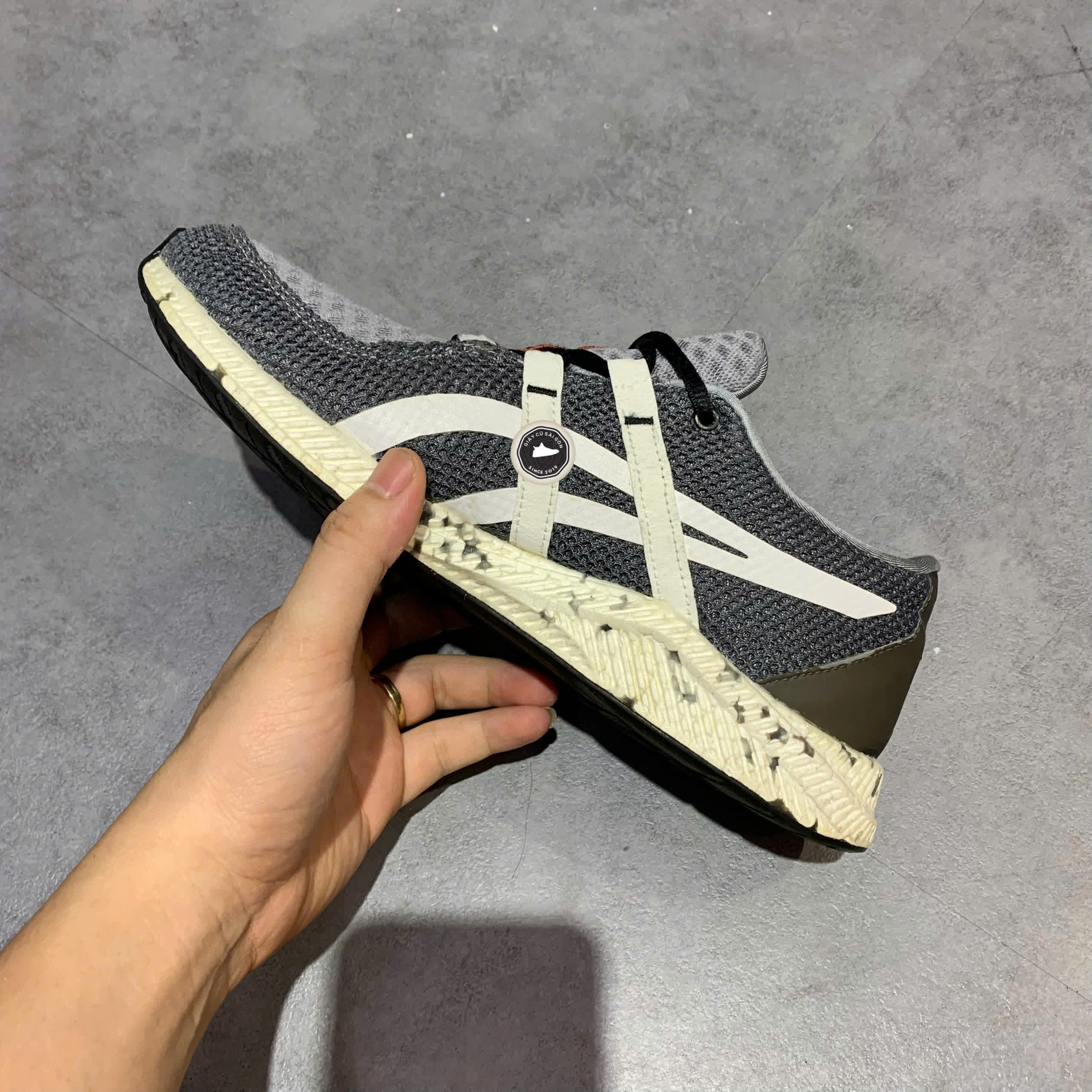 ASICS HYPERGEL-SAI 2.0 1021A165 SIZE 40.5 GIÀY 2HAND CHÍNH HÃNG