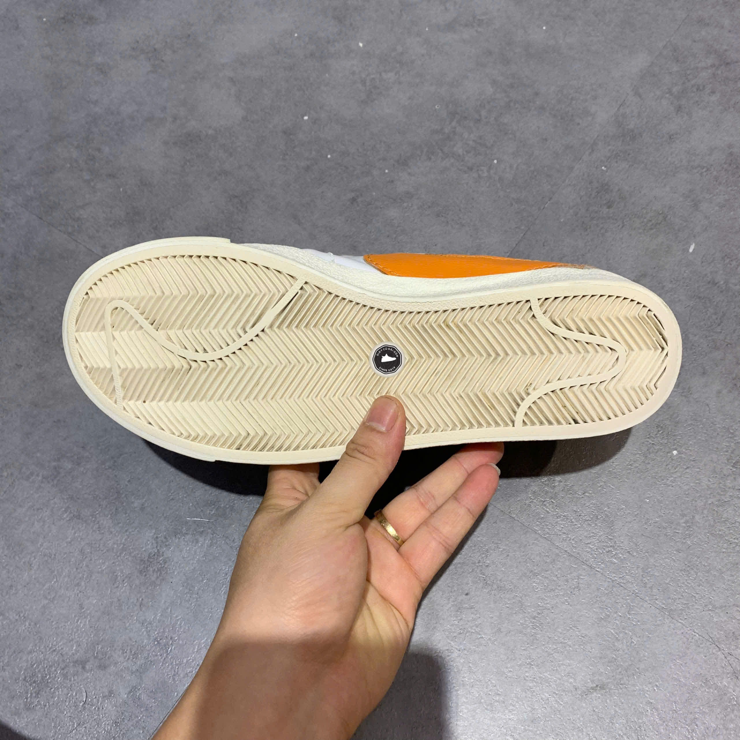 NIKE BLAZER LOW '77 JUMBO 'WHITE ALPHA ORANGE' DN2158-100 SIZE 40.5 GIÀY 2HAND CHÍNH HÃNG