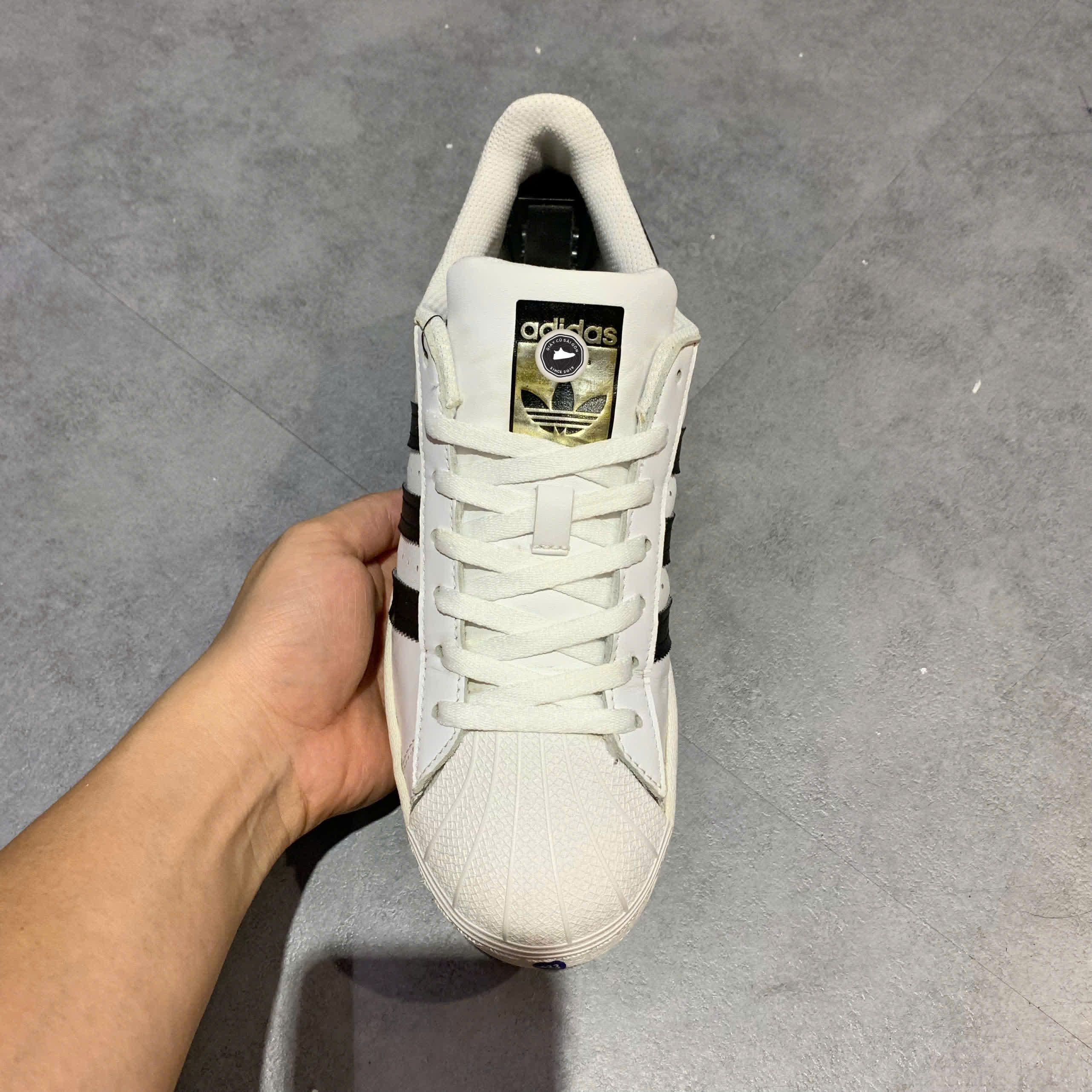 ADIDAS SUPERSTAR "FOOTWEAR WHITE/CORE BLACK" EG4958 SIZE 40 GIÀY 2HAND CHÍNH HÃNG