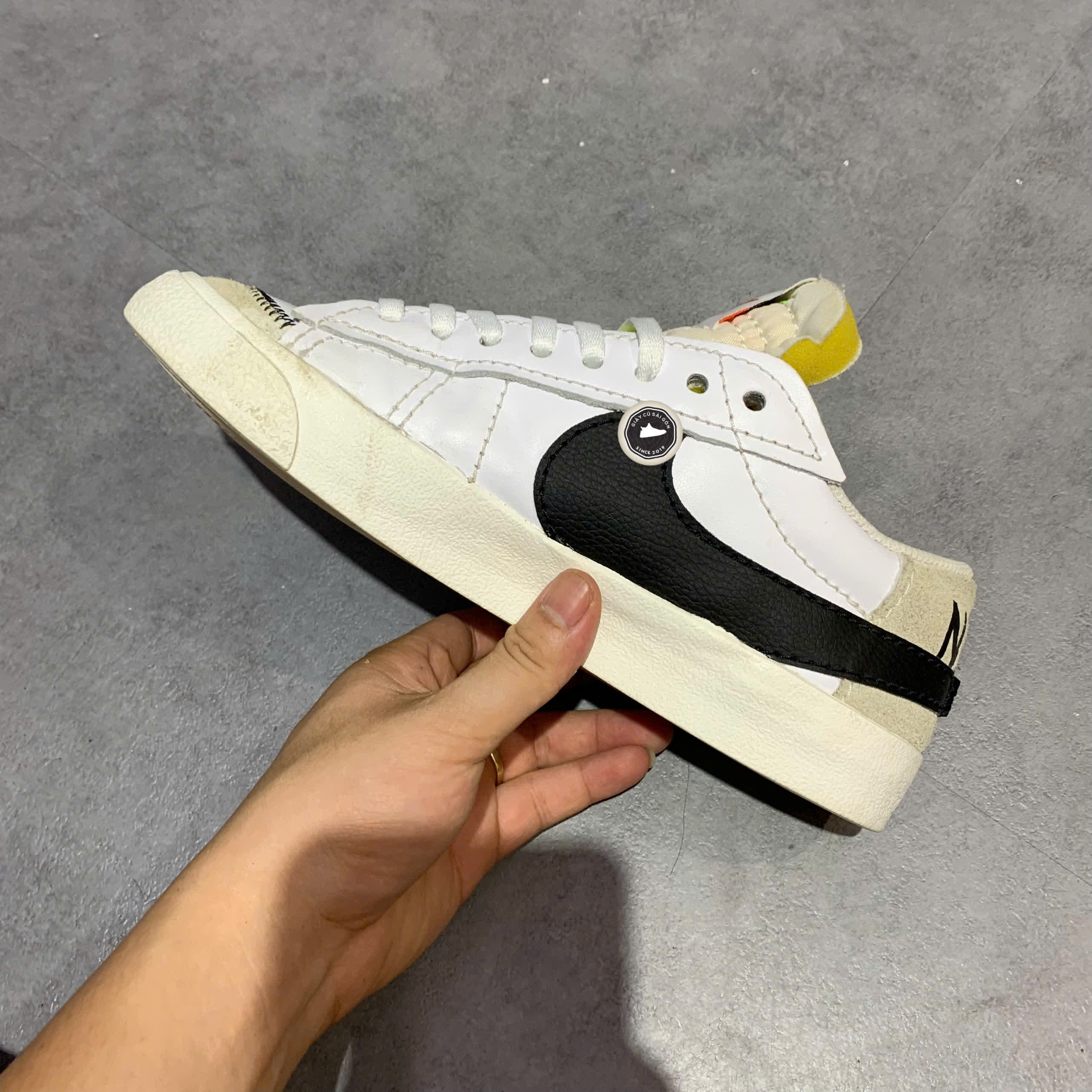 NIKE BLAZER LOW '77 JUMBO 'WHITE BLACK' DN2158-101 SIZE 40.5 GIÀY 2HAND