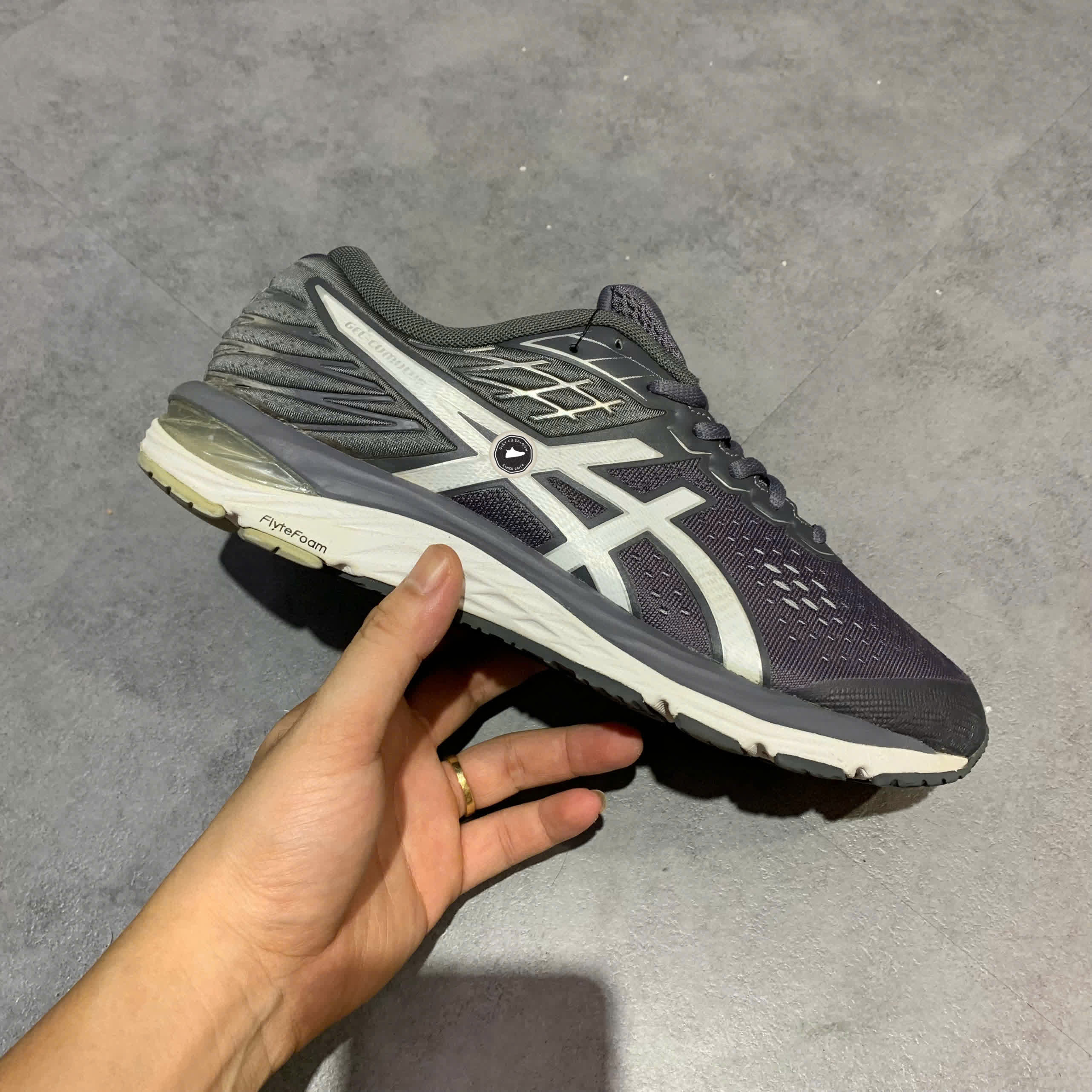 ASICS GEL-CUMULUS 21 'BLACK WHITE' 1011A551-001 SIZE 41.5 GIÀY 2HAND