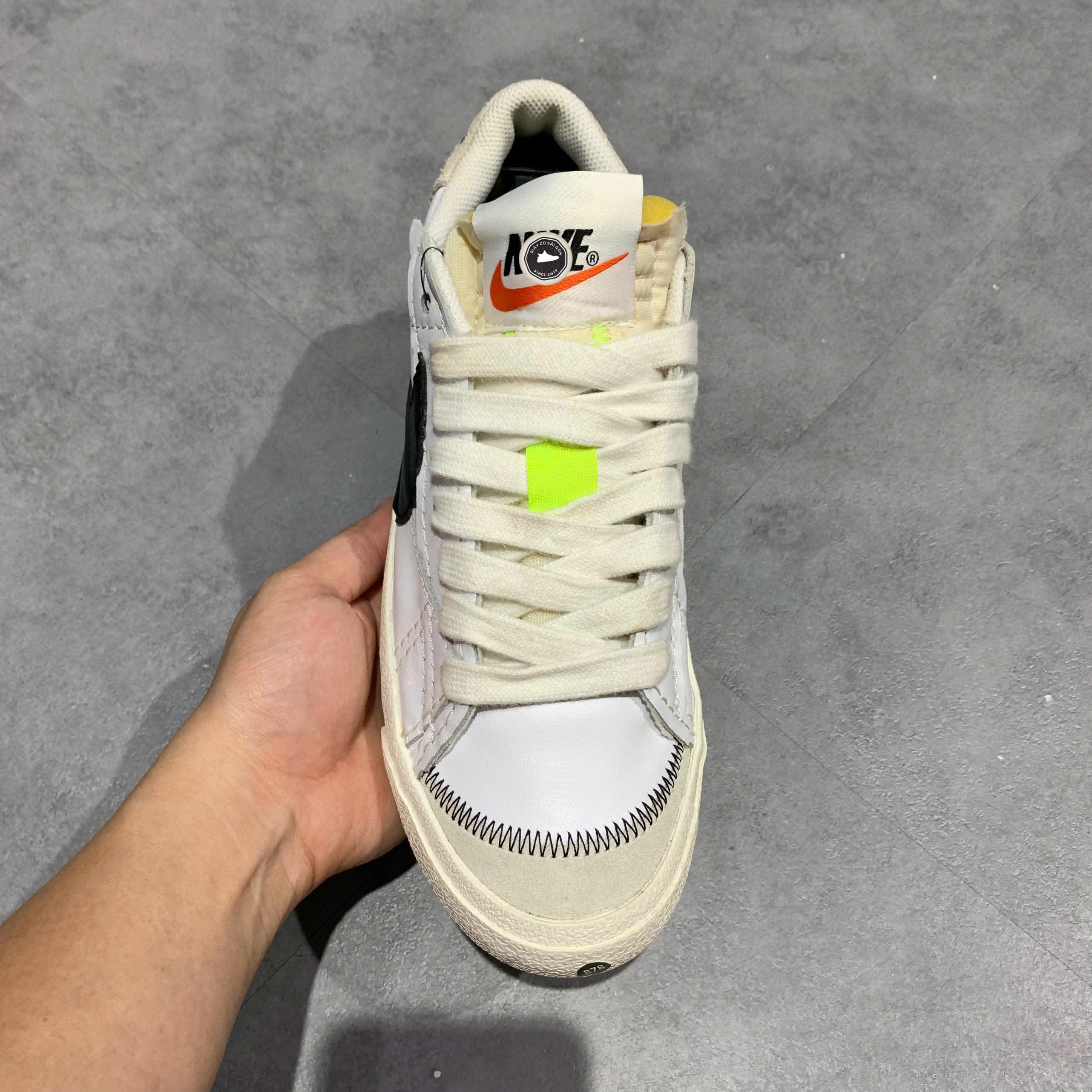 NIKE BLAZER LOW ’77 JUMBO WHITE BLACK SAIL DN2158 101 – GIÀY 2HAND CHÍNH HÃNG PVN19401