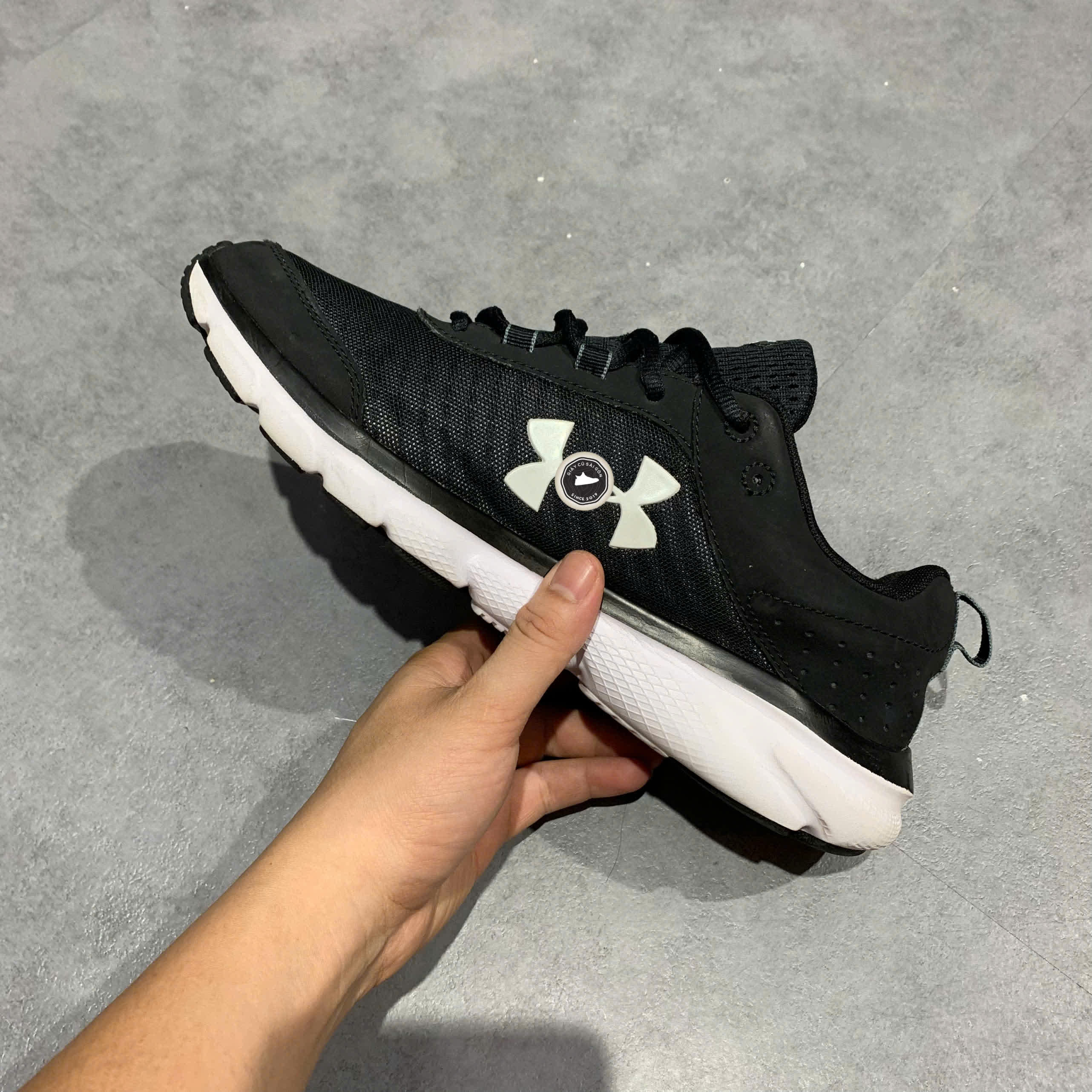 UNDER ARMOUR CHARGED ASSERT 8 3021952 001 – GIÀY 2HAND CHÍNH HÃNG PVN19369
