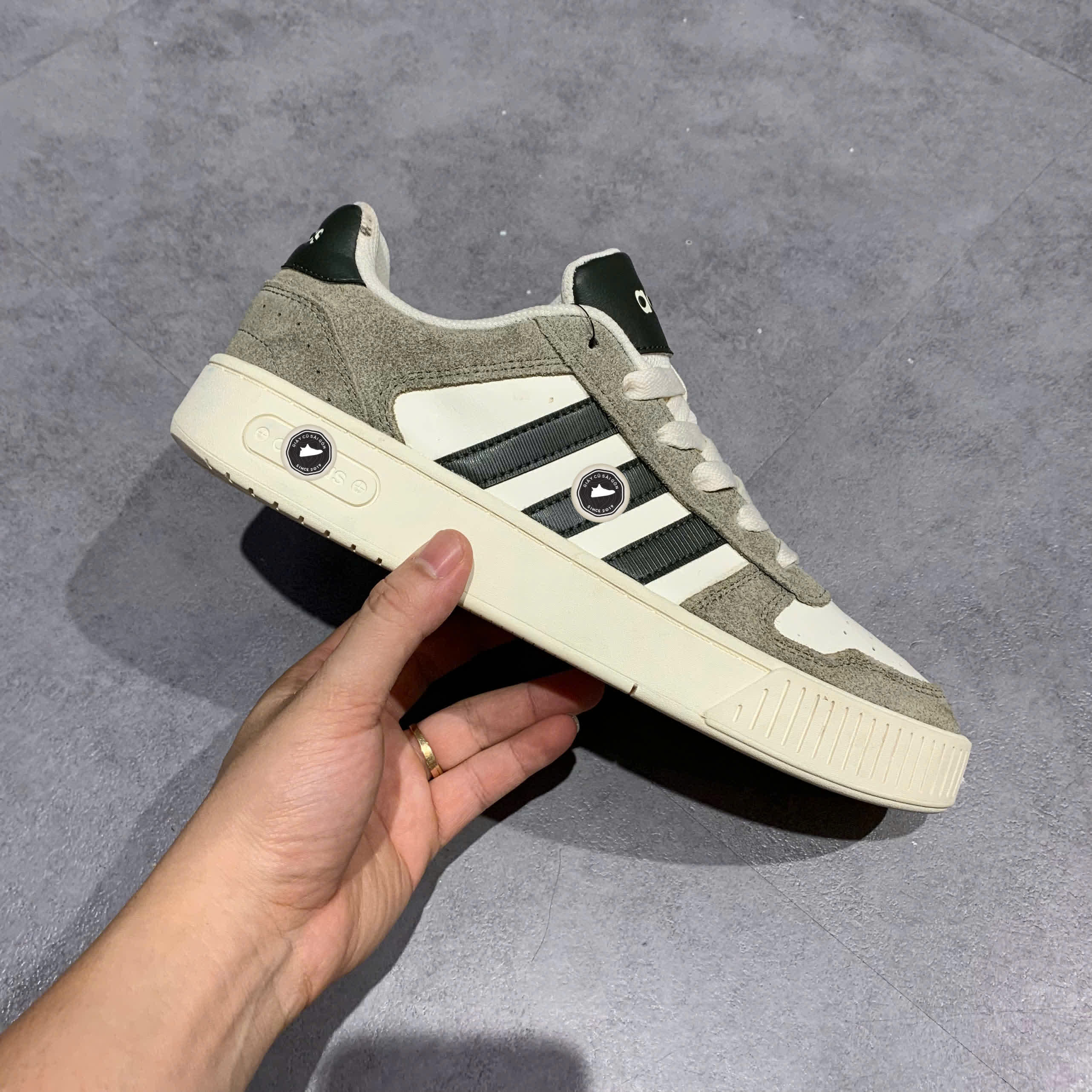 ADIDAS D PAD CLASSIC BASKETBALL SHOES GREY BLACK WHITE JI2548 – GIÀY 2HAND CHÍNH HÃNG PVN19311