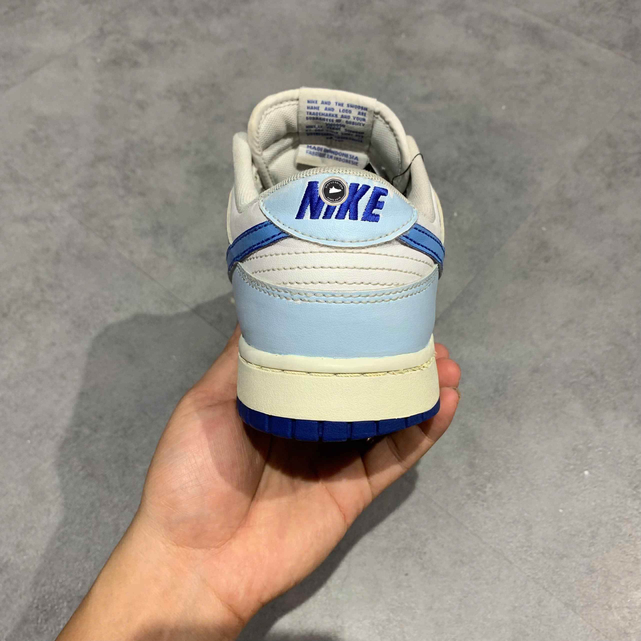 NIKE DUNK LOW ‘WHITE HYPER ROYAL’ DV0831‑104 SIZE 44.5 GIÀY 2HAND