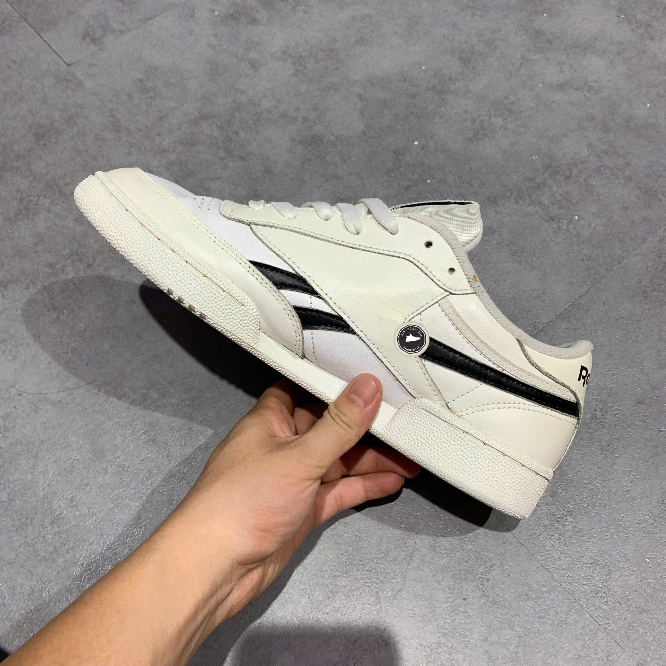 REEBOK 1Y3001 – GIÀY 2HAND CHÍNH HÃNG PVN19473