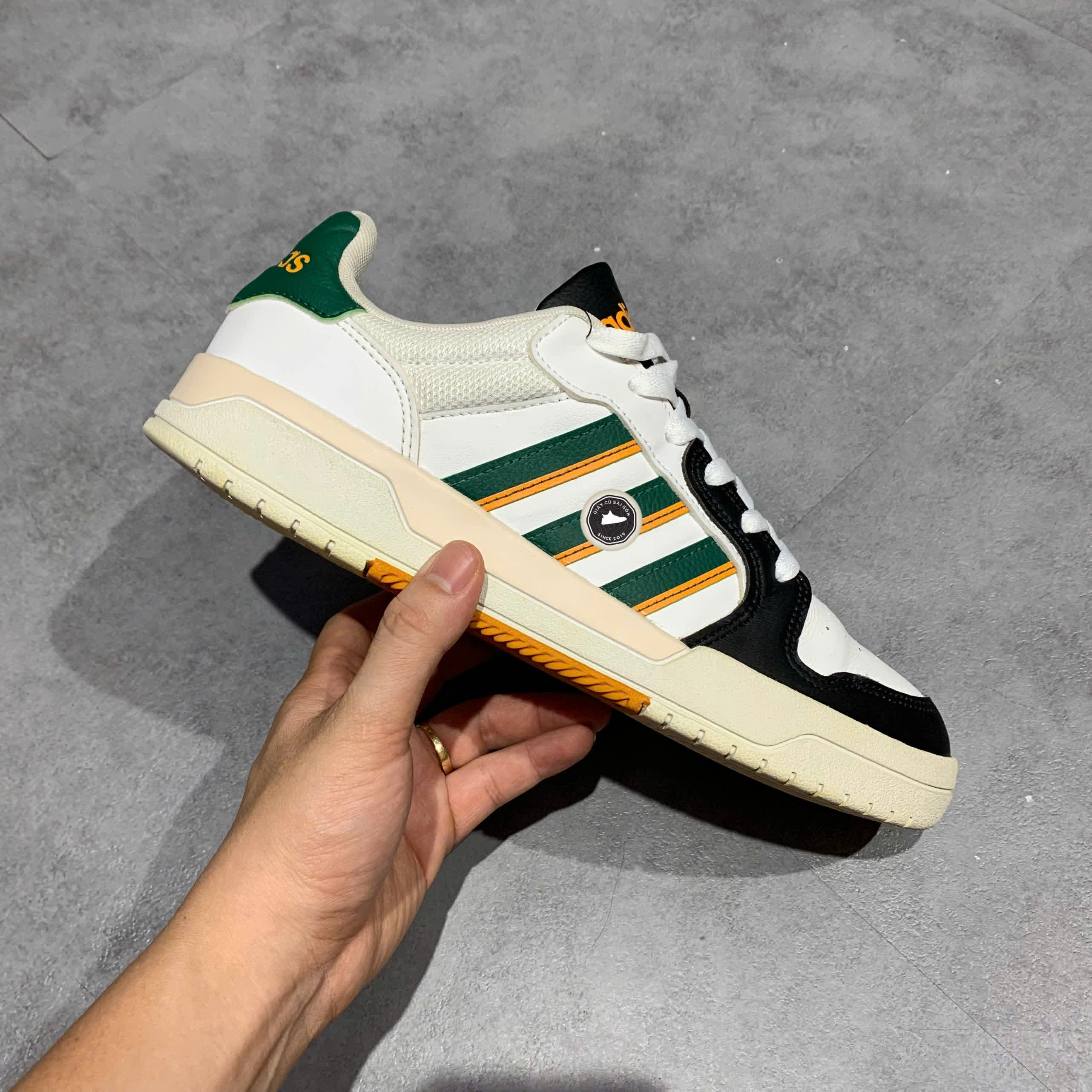 ADIDAS ENTRAP 'WHITE BLACK GREEN' - SIZE 43 1/3 - GIÀY 2HAND CHÍNH HÃNG