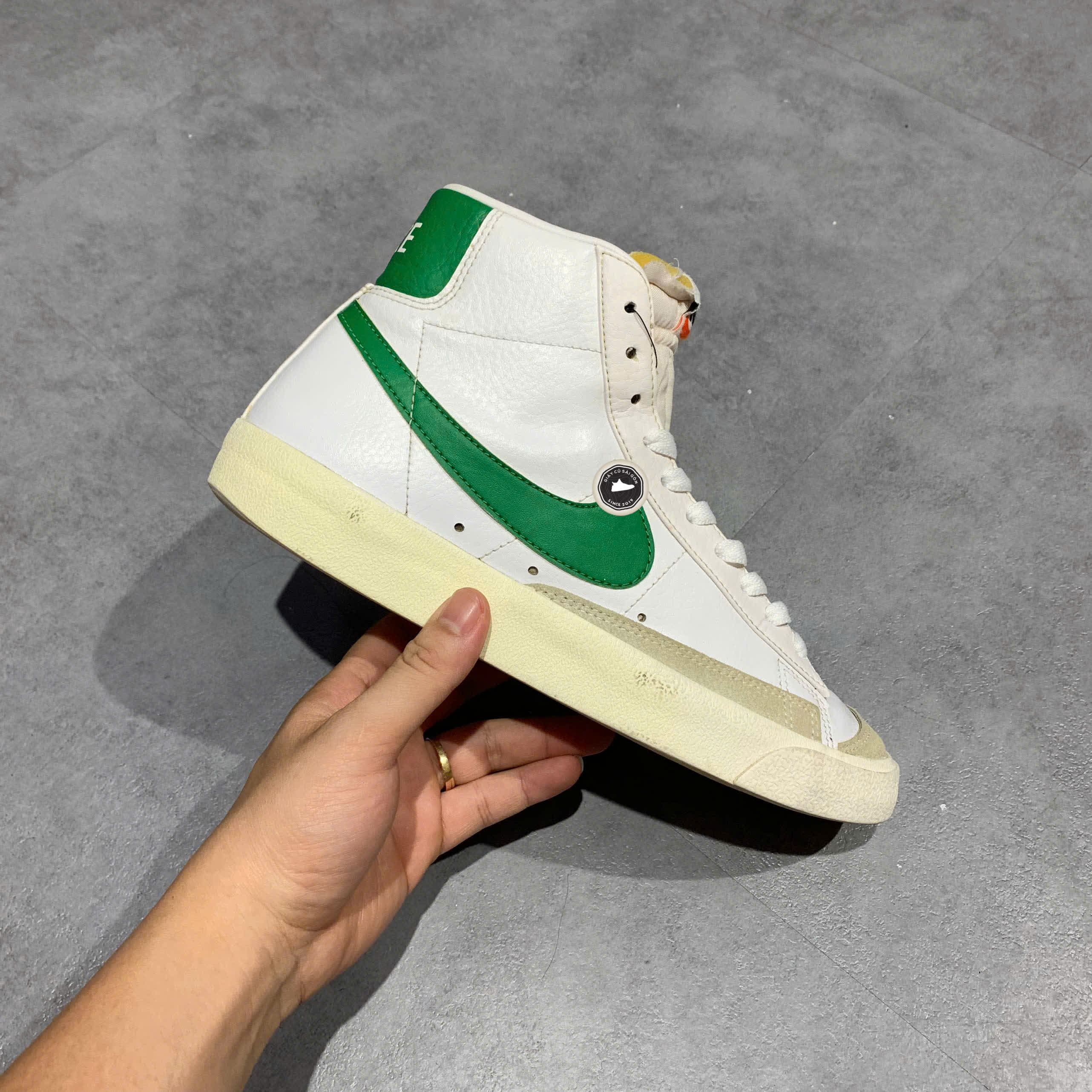 NIKE BLAZER MID ’77 VINTAGE WHITE PINE GREEN – BQ6806 115 – GIÀY 2HAND CHÍNH HÃNG [PVN19212]