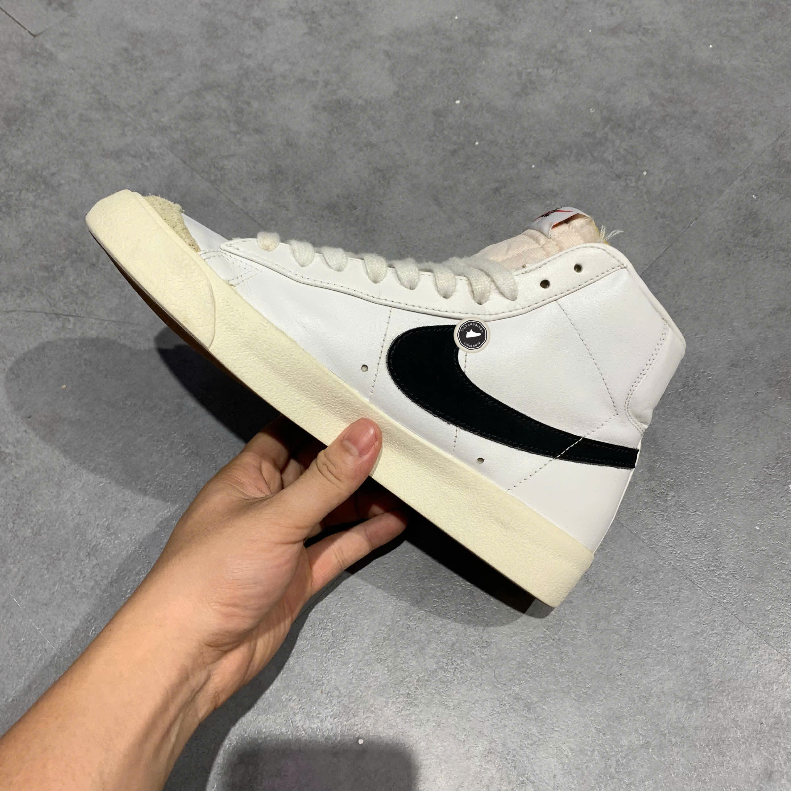 NIKE BLAZER MID ’77 VINTAGE – BQ6806 100 – GIÀY 2HAND CHÍNH HÃNG [PVN19415]