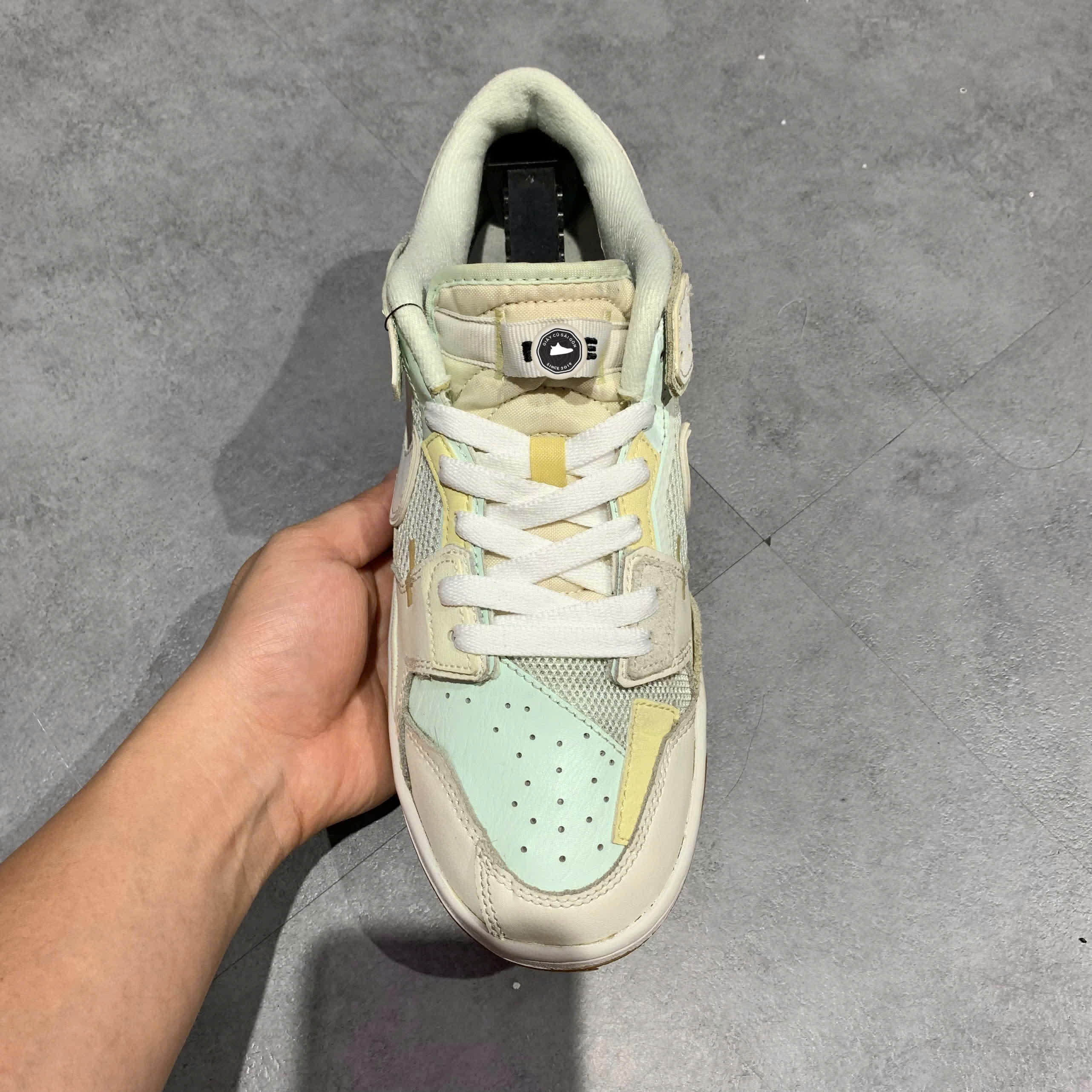 NIKE DUNK LOW SCRAP SEA GLASS DB0500 100 – GIÀY 2HAND CHÍNH HÃNG PVN19182