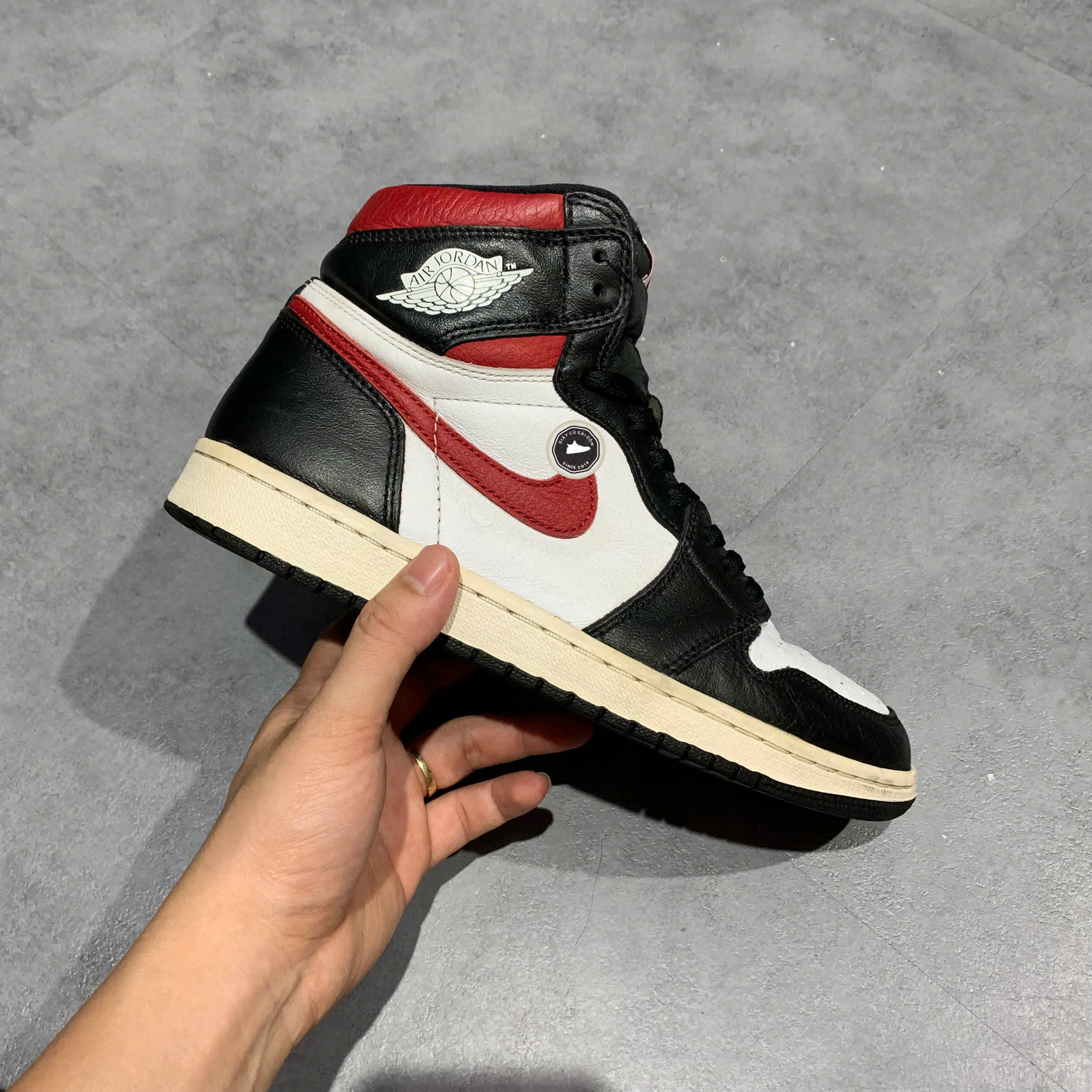 AIR JORDAN 1 RETRO HIGH OG "HERITAGE" – 555088 061 SIZE 41 – GIÀY 2HAND CHÍNH HÃNG