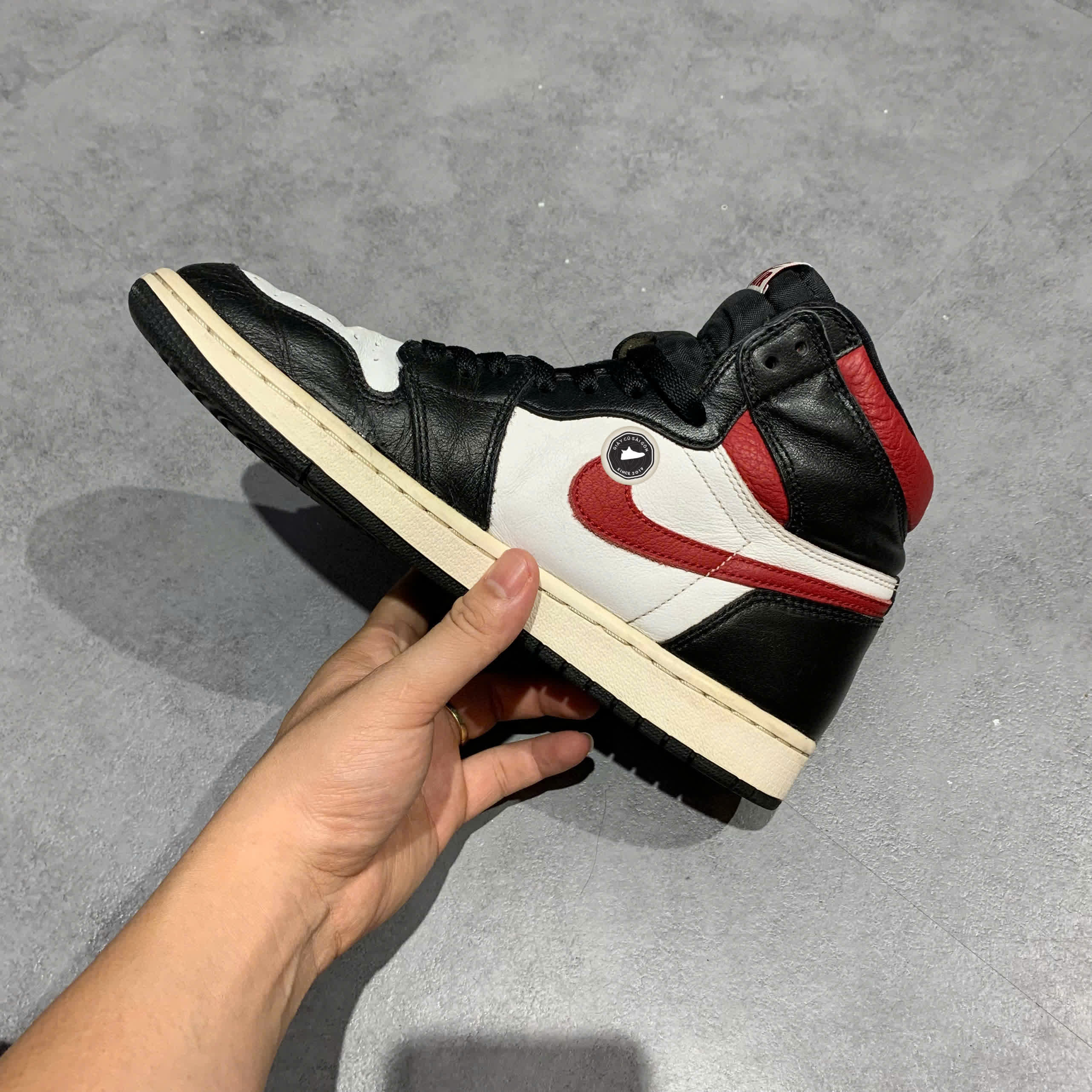 AIR JORDAN 1 RETRO HIGH OG "HERITAGE" – 555088 061 SIZE 41 – GIÀY 2HAND CHÍNH HÃNG