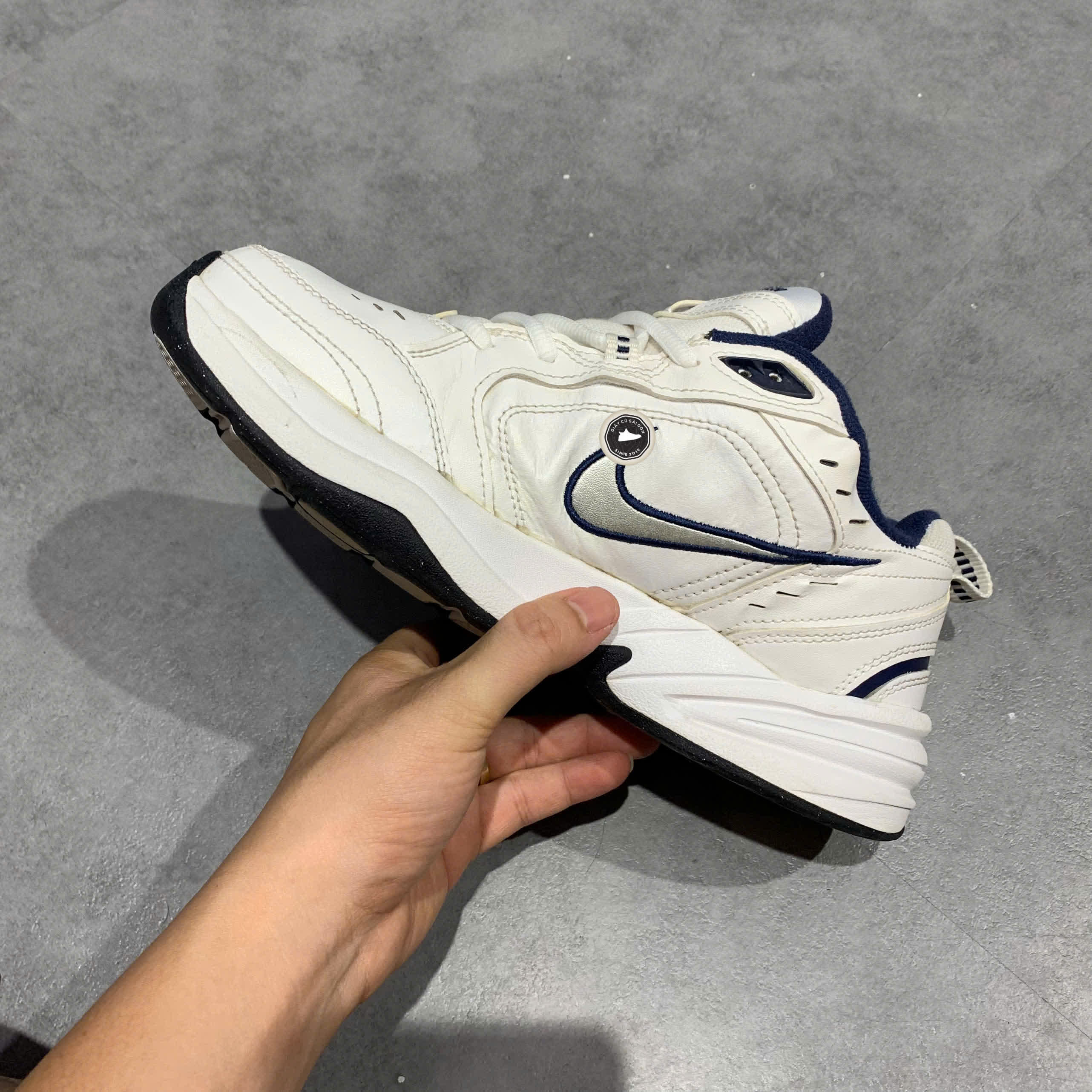 NIKE AIR MONARCH IV – 415445 102 SIZE 41 – GIÀY 2HAND CHÍNH HÃNG