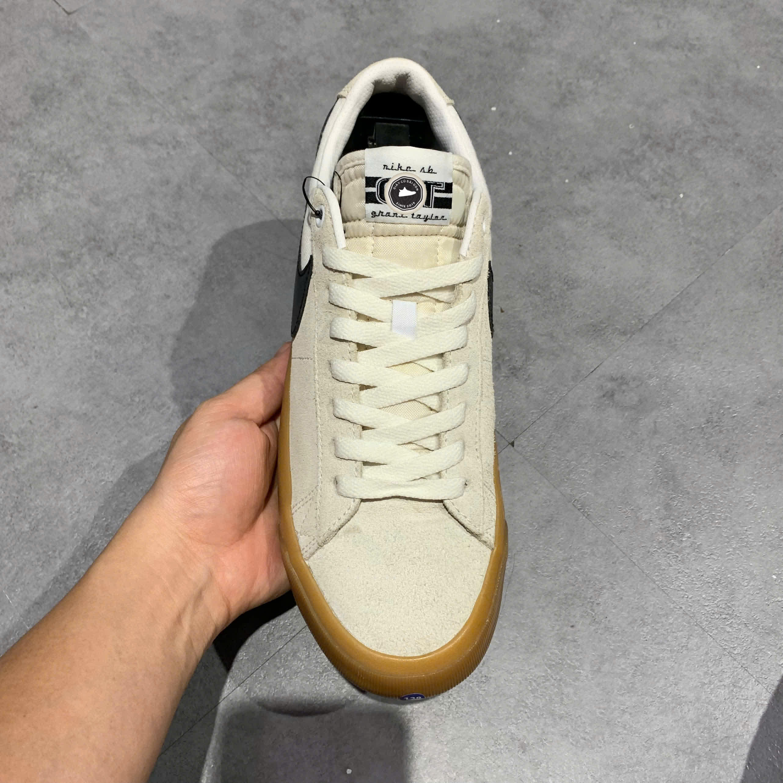 NIKE SB ZOOM BLAZER LOW PRO GT WHITE GUM – DC7695 100 SIZE 41 – GIÀY 2HAND CHÍNH HÃNG