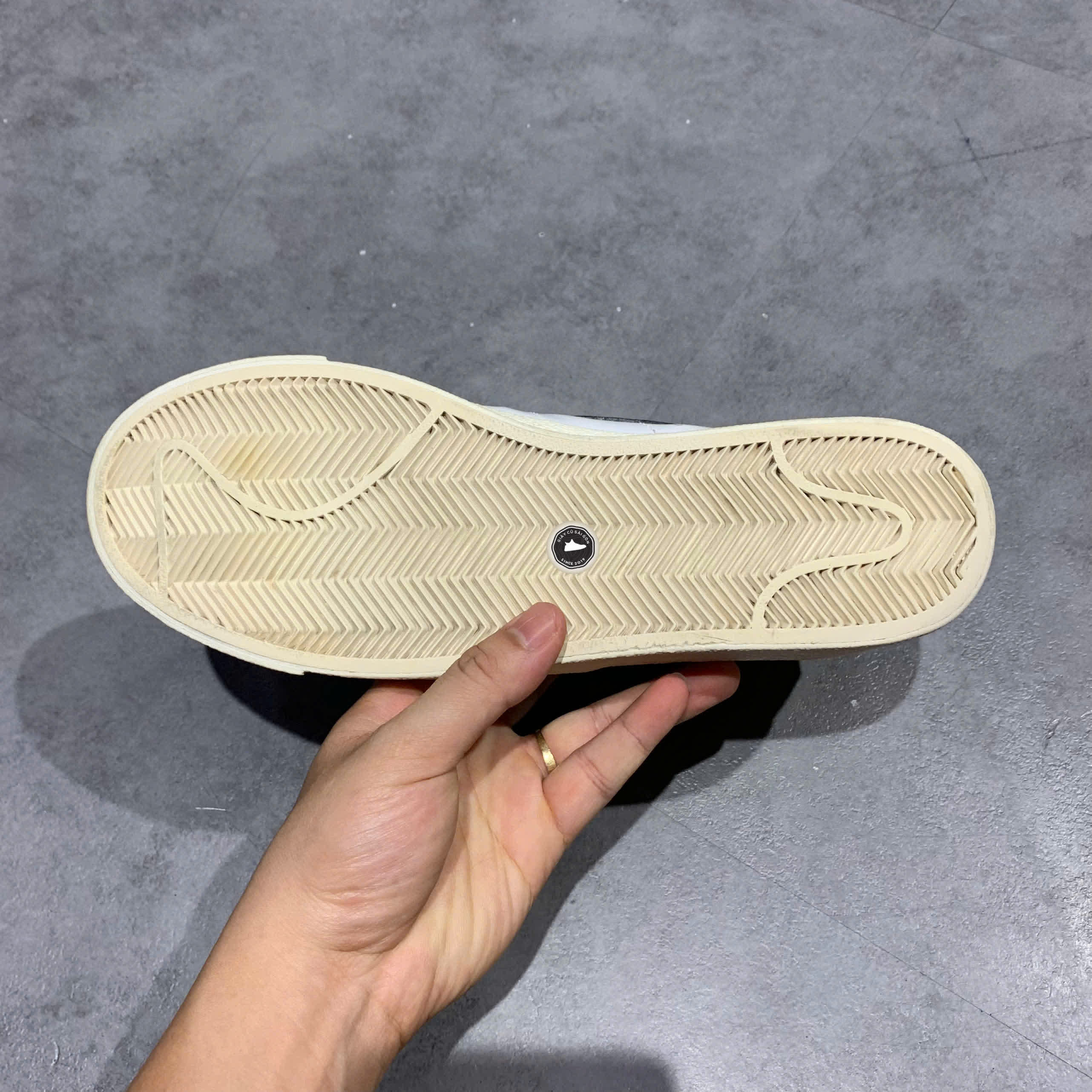 NIKE BLAZER LOW ’77 WHITE BLACK – DC4769 102 – GIÀY 2HAND CHÍNH HÃNG [PVN19470]