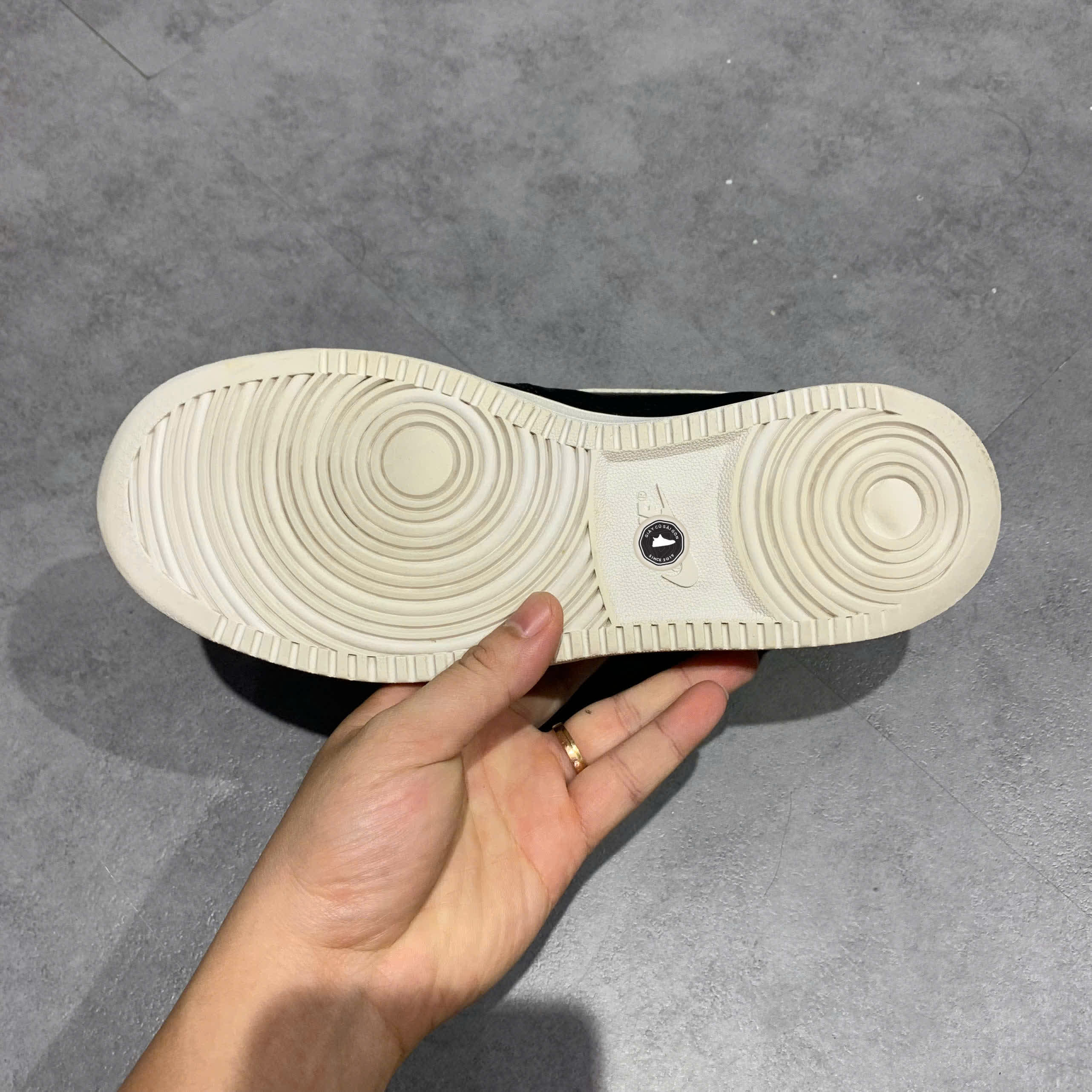 NIKE EBERNON LOW BLACK – AQ1775 002 SIZE 40.5 – GIÀY 2HAND CHÍNH HÃNG