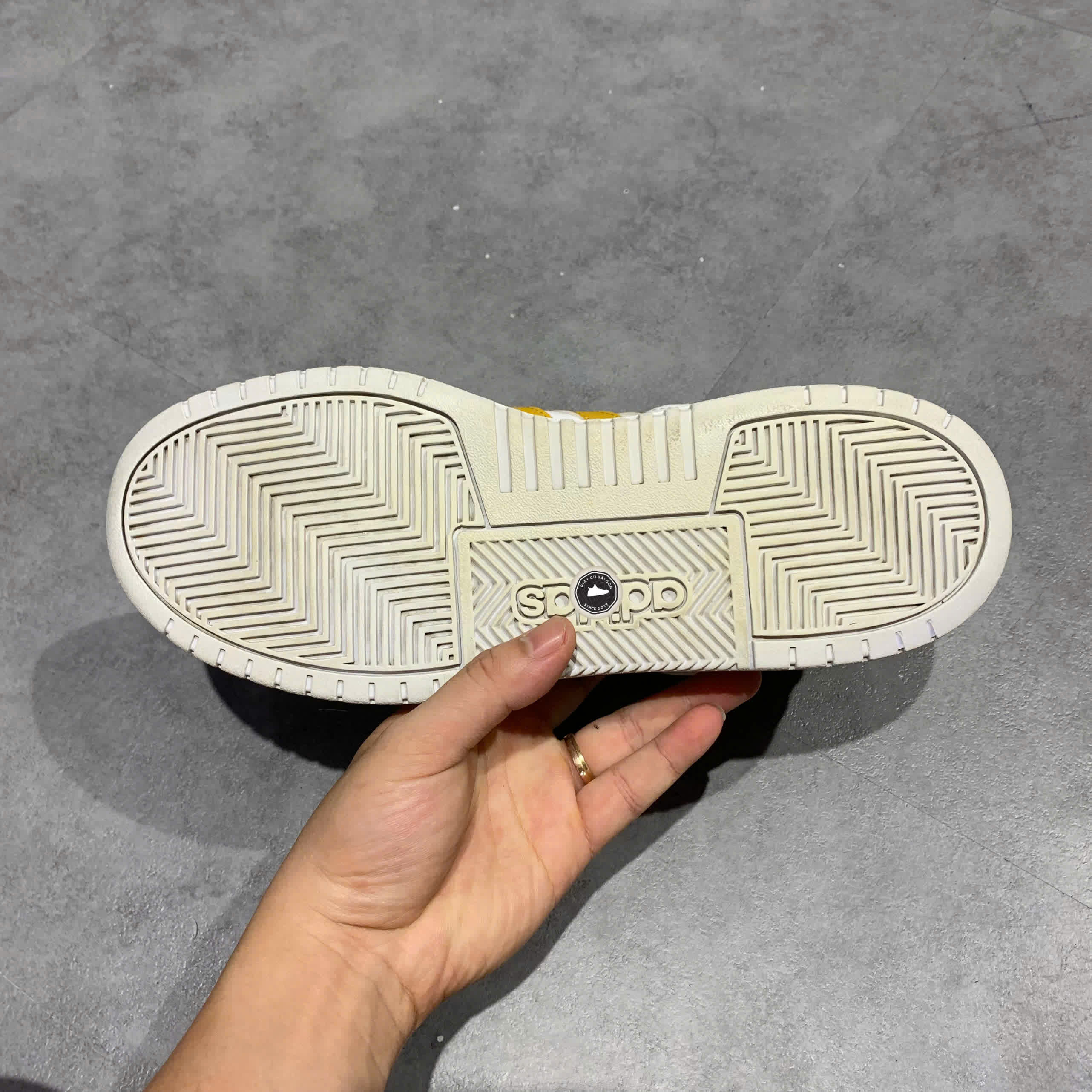 ADIDAS ENTRAP ‘WHITE YELLOW GREEN’ – G55068 SIZE 43 1/3 – GIÀY 2HAND CHÍNH HÃNG