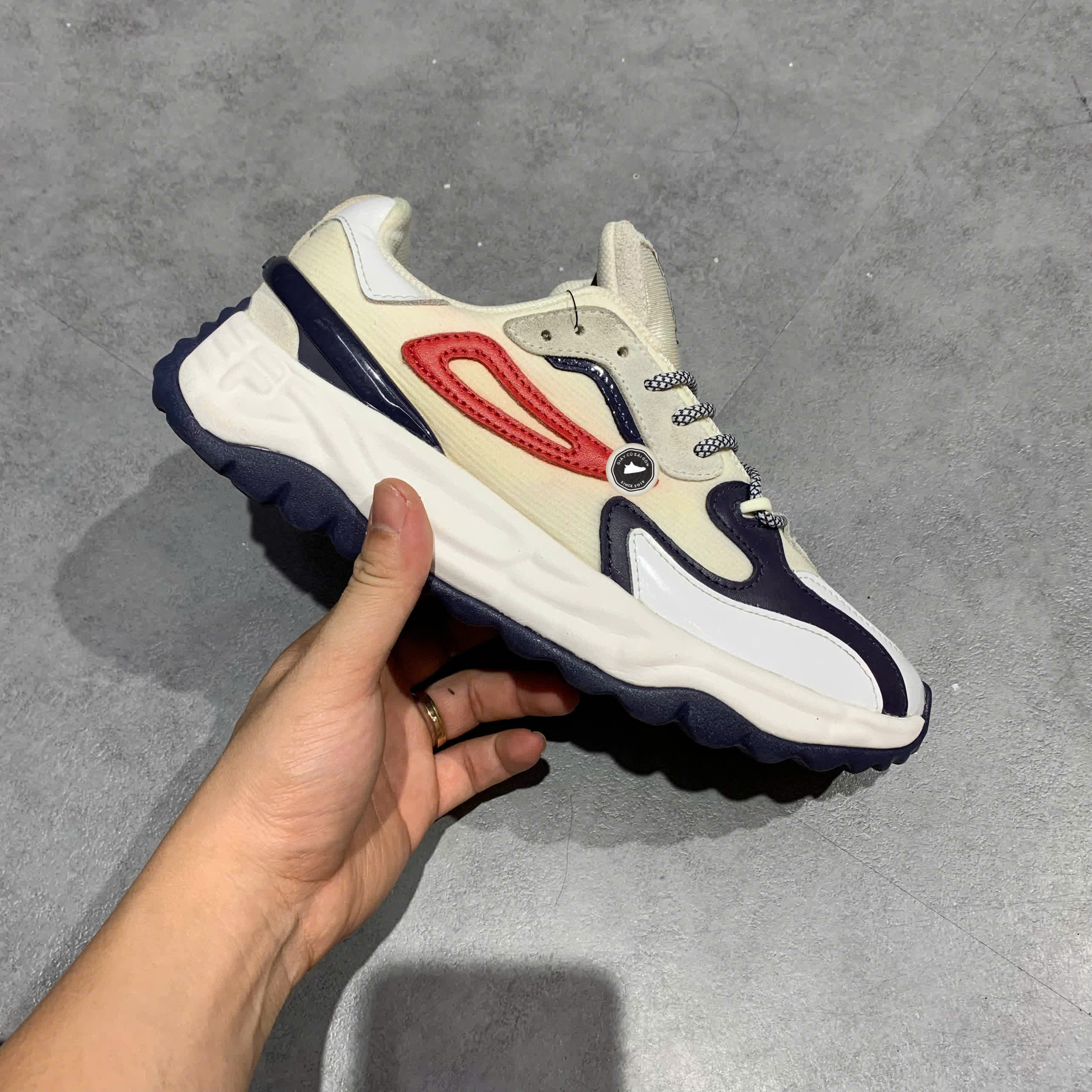 FILA TERRA LOW TOP CHUNKY – SIZE 40 – GIÀY 2HAND CHÍNH HÃNG