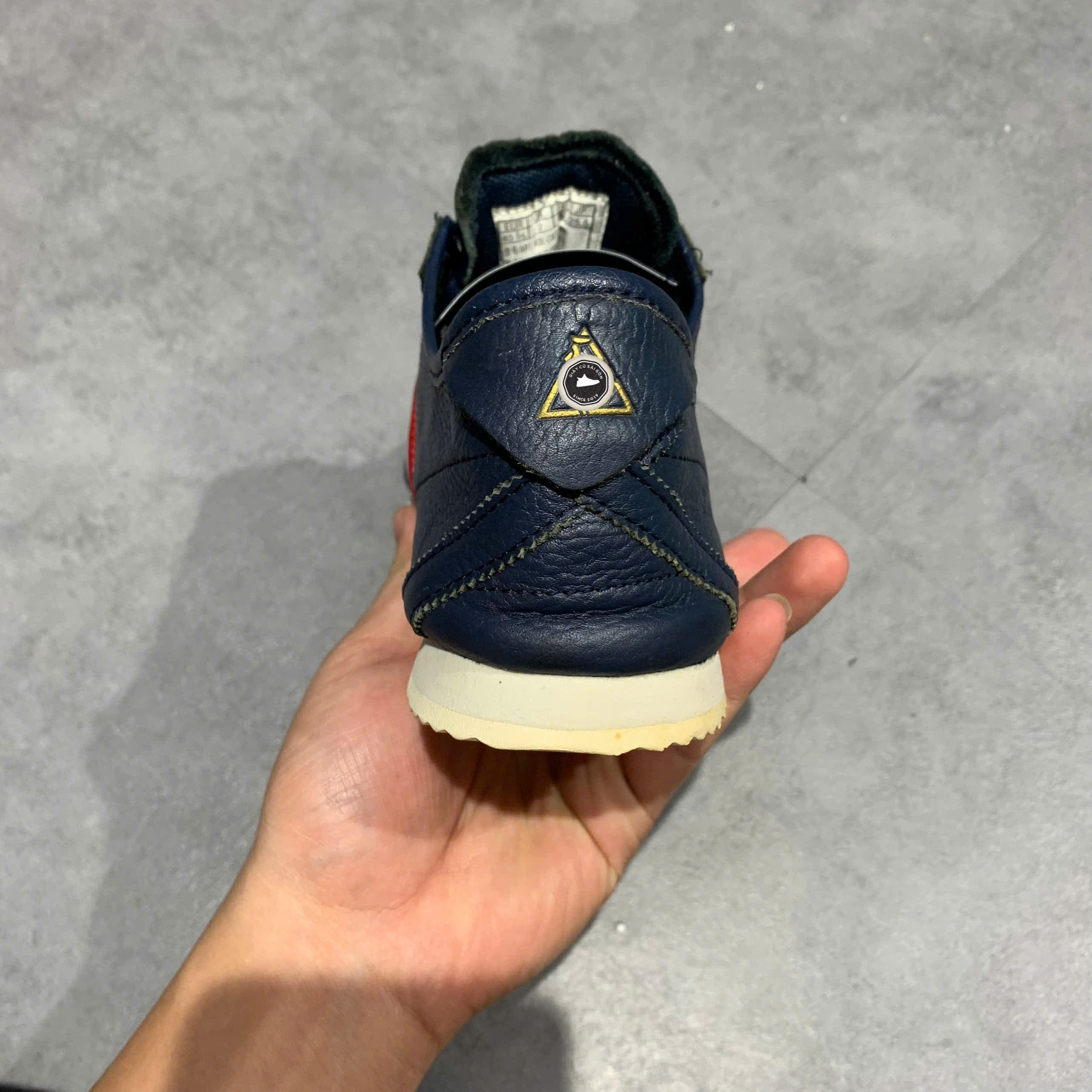 LE COQ SPORTIF COURTCLASSIC LOGO EMBROIDERED SIZE 40 2/3 GIÀY 2HAND CHÍNH HÃNG [PVN19333]