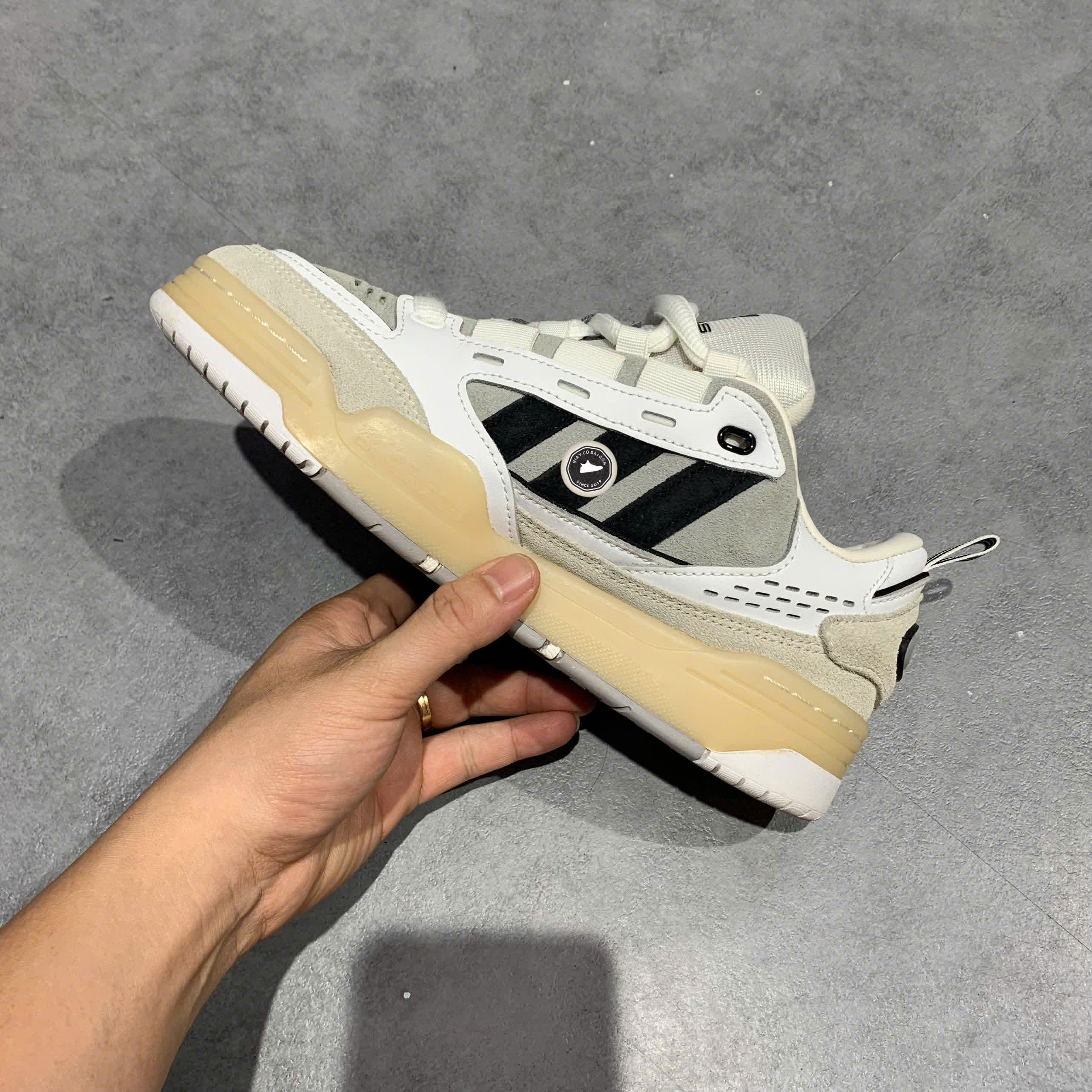 ADIDAS ADI2000 GV9544 – GIÀY 2HAND CHÍNH HÃNG [PVN19293]