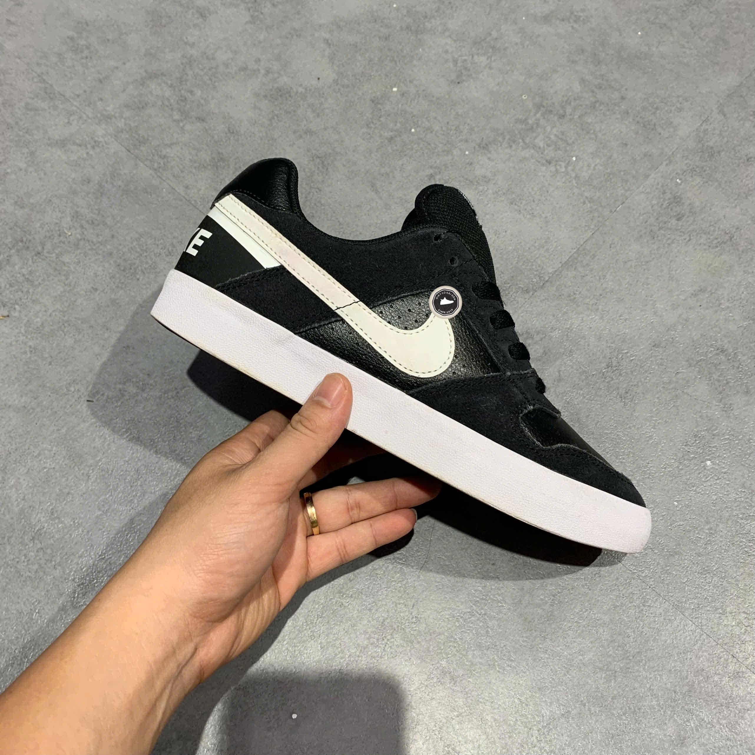 NIKE SB DELTA FORCE VULC ‘BLACK’ 942237 010 – SIZE 40 GIÀY 2HAND CHÍNH HÃNG [PVN19196]