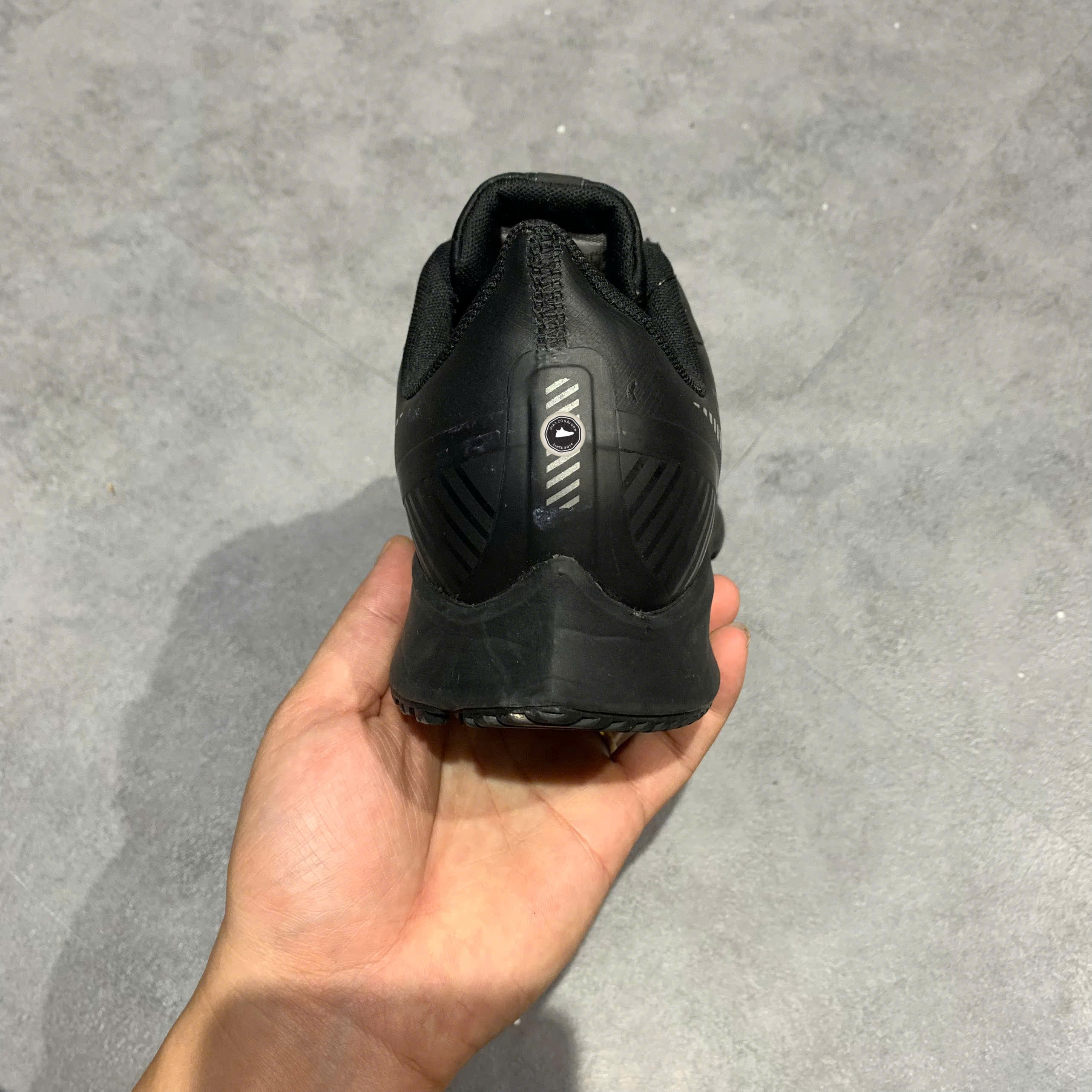NIKE AIR ZOOM PEGASUS 36 SHIELD ‘TRIPLE BLACK’ – AQ8005‑001 – SIZE 41 – GIÀY 2HAND CHÍNH HÃNG