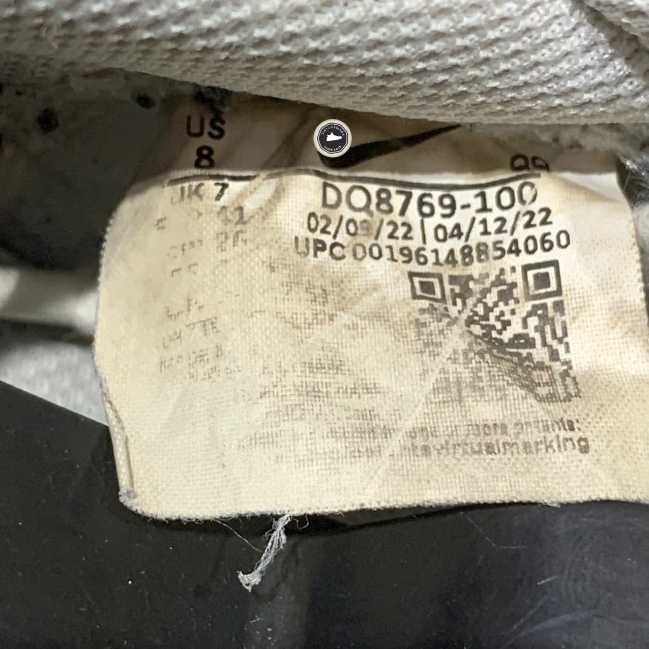 NIKE BLAZER LOW ’77 JUMBO “WHITE / PHOTON DUST / LIGHT SMOKE GREY / UNIVERSITY RED” DQ8769-100 — SIZE 41 GIÀY 2HAND CHÍNH HÃNG — PVN19543