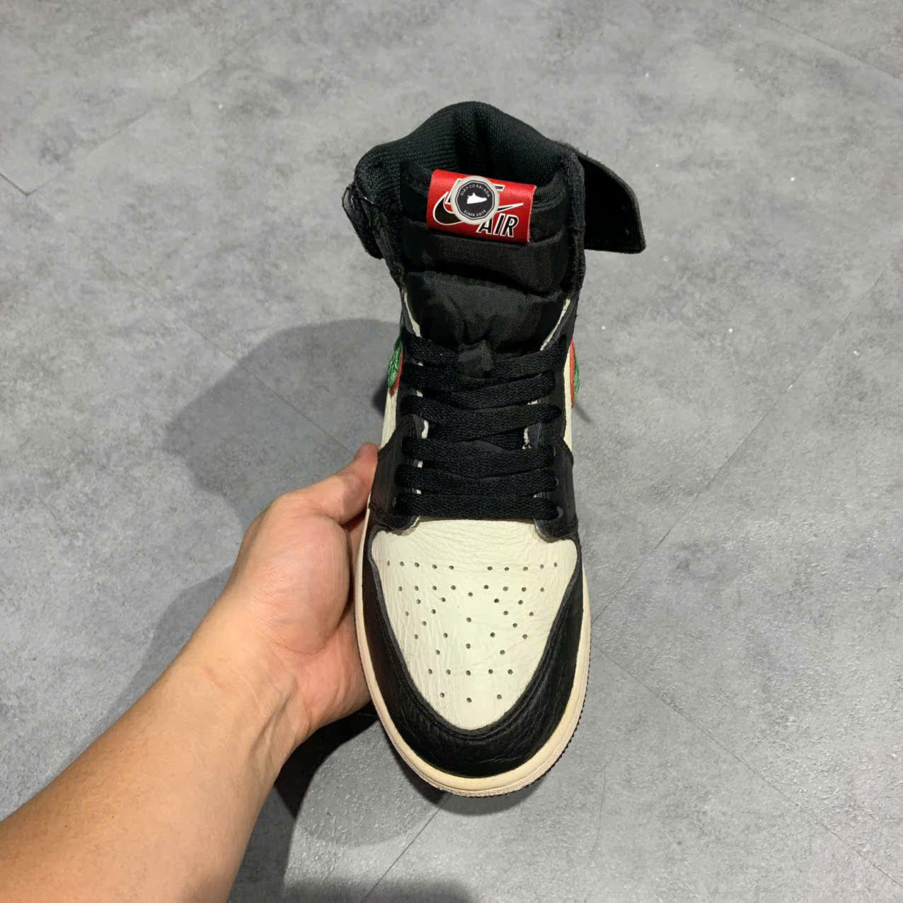 NIKE AIR JORDAN 1 RETRO HIGH OG 'A STAR IS BORN' 555088-015 SIZE 40 GIÀY 2HAND CHÍNH HÃNG PVN19801