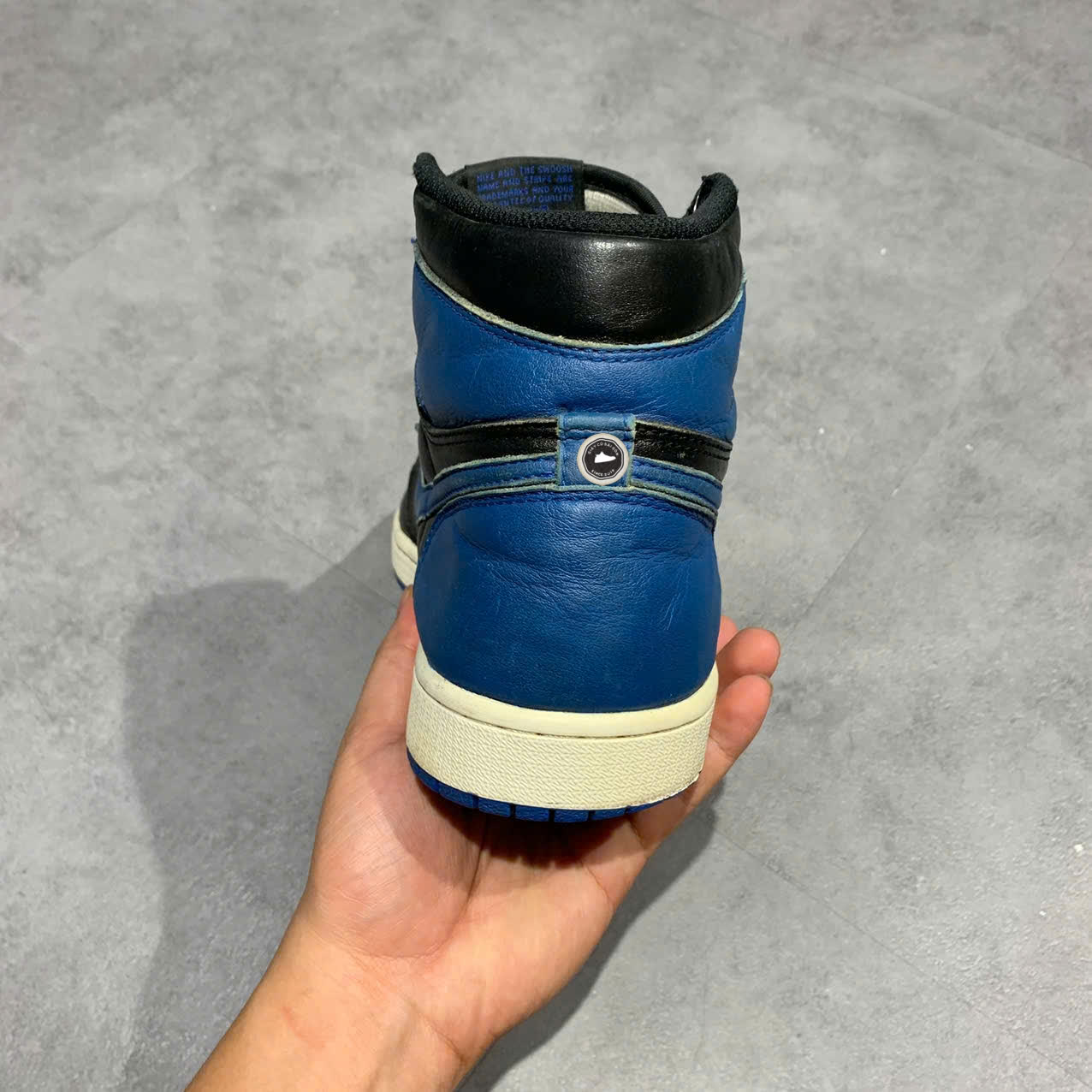 NIKE AIR JORDAN 1 RETRO HIGH OG ROYAL 555088 007 SIZE 43 GIÀY 2HAND CHÍNH HÃNG PVN197