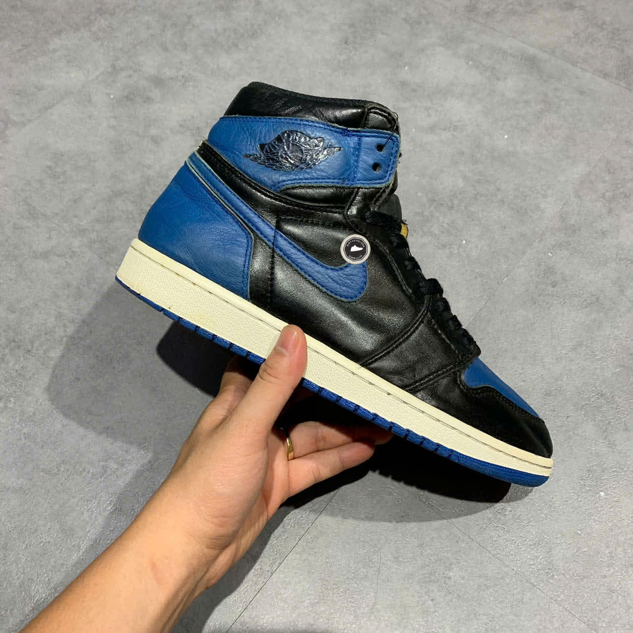 NIKE AIR JORDAN 1 RETRO HIGH OG ROYAL 555088 007 SIZE 43 GIÀY 2HAND CHÍNH HÃNG PVN197