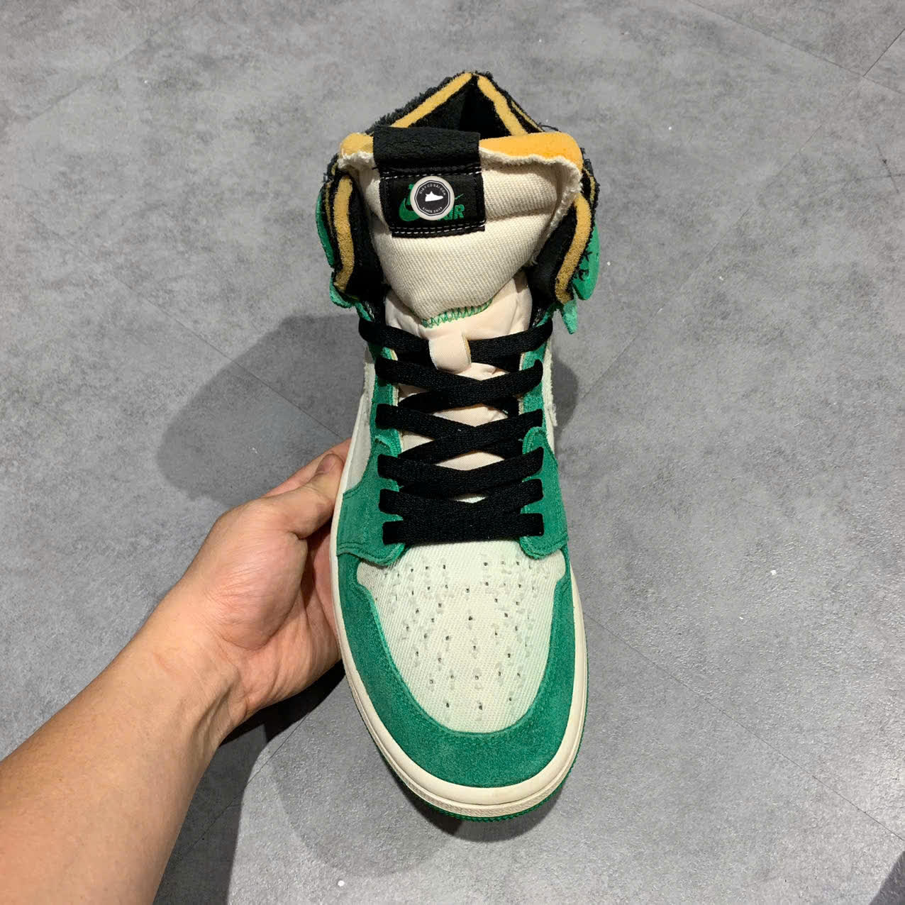 AIR JORDAN 1 HIGH ZOOM CMFT "STADIUM GREEN" CT0978-300 SIZE 45 GIÀY 2HAND CHÍNH HÃNG PVN19730