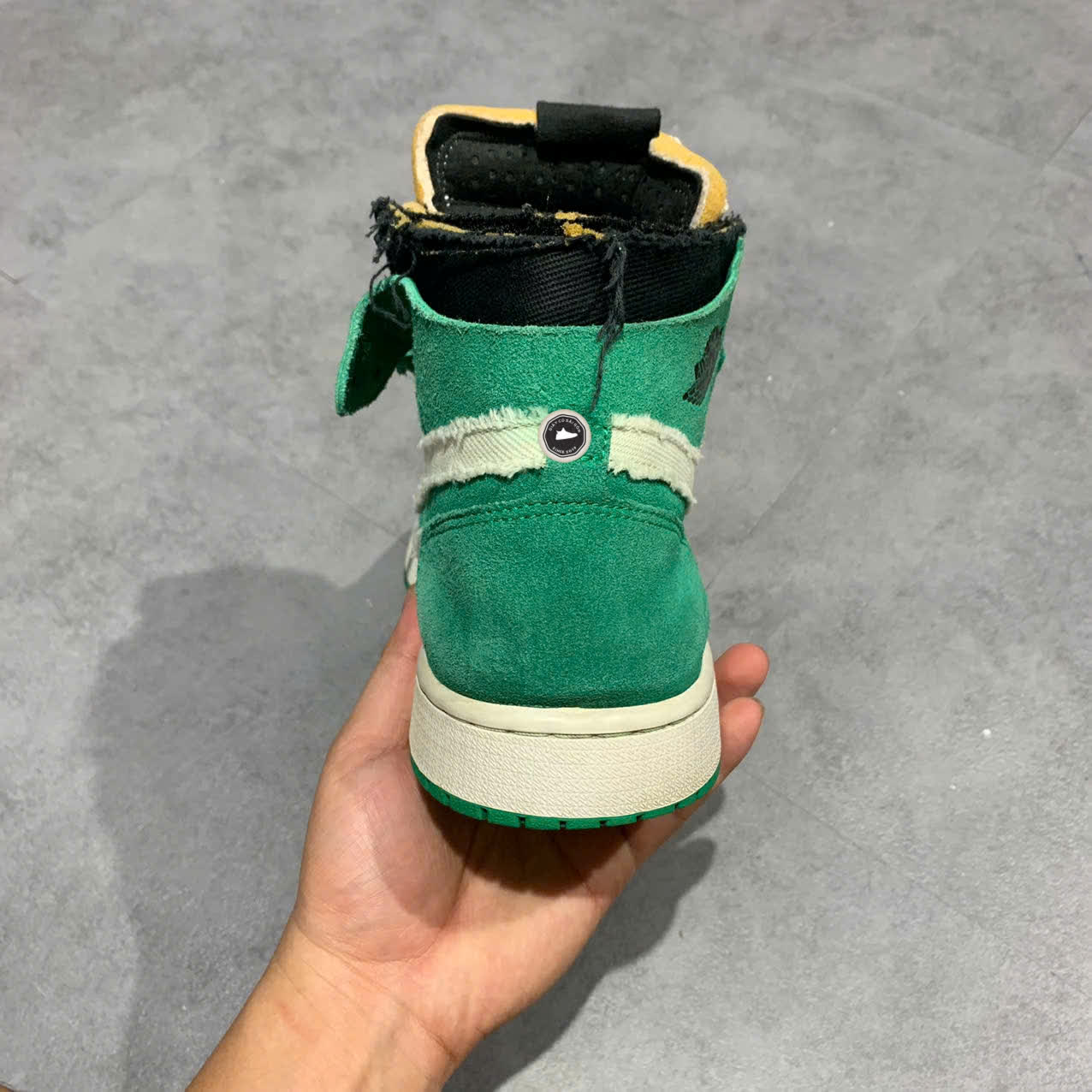AIR JORDAN 1 HIGH ZOOM CMFT "STADIUM GREEN" CT0978-300 SIZE 45 GIÀY 2HAND CHÍNH HÃNG PVN19730