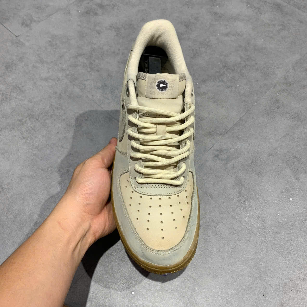 NIKE AIR FORCE 1 ‘07 “LIGHT BONE GUM” FD3365-001 SIZE 40.5 GIÀY 2HAND CHÍNH HÃNG PVN19704