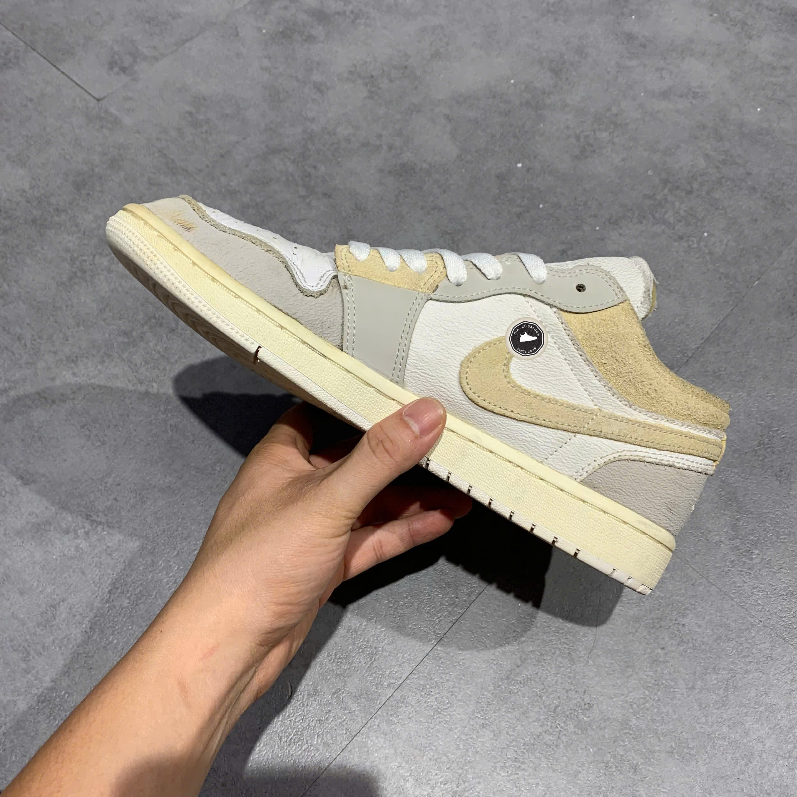 NIKE AIR JORDAN 1 LOW SE CRAFT TECH GREY DN1635-002 SIZE 41 GIÀY 2HAND CHÍNH HÃNG PVN19782