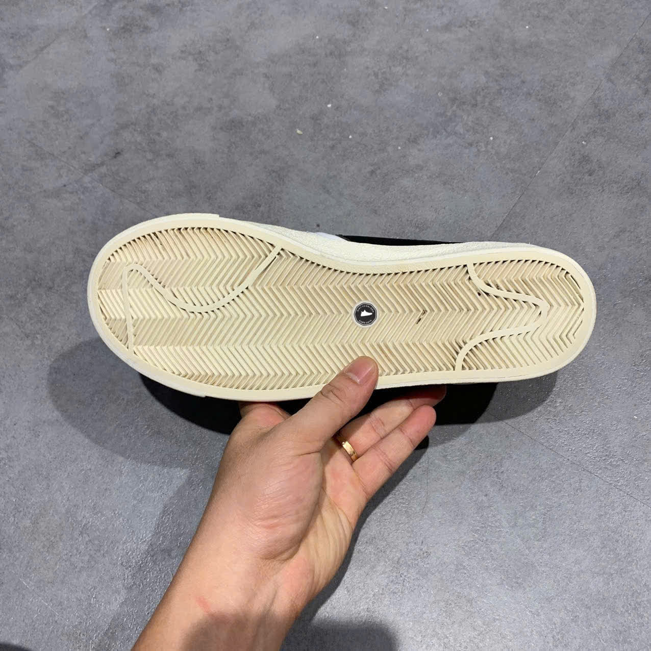 NIKE BLAZER LOW ’77 JUMBO “WHITE / SAIL / BLACK” DN2158-101 — SIZE 40 1/2 GIÀY 2HAND CHÍNH HÃNG — PVN19661